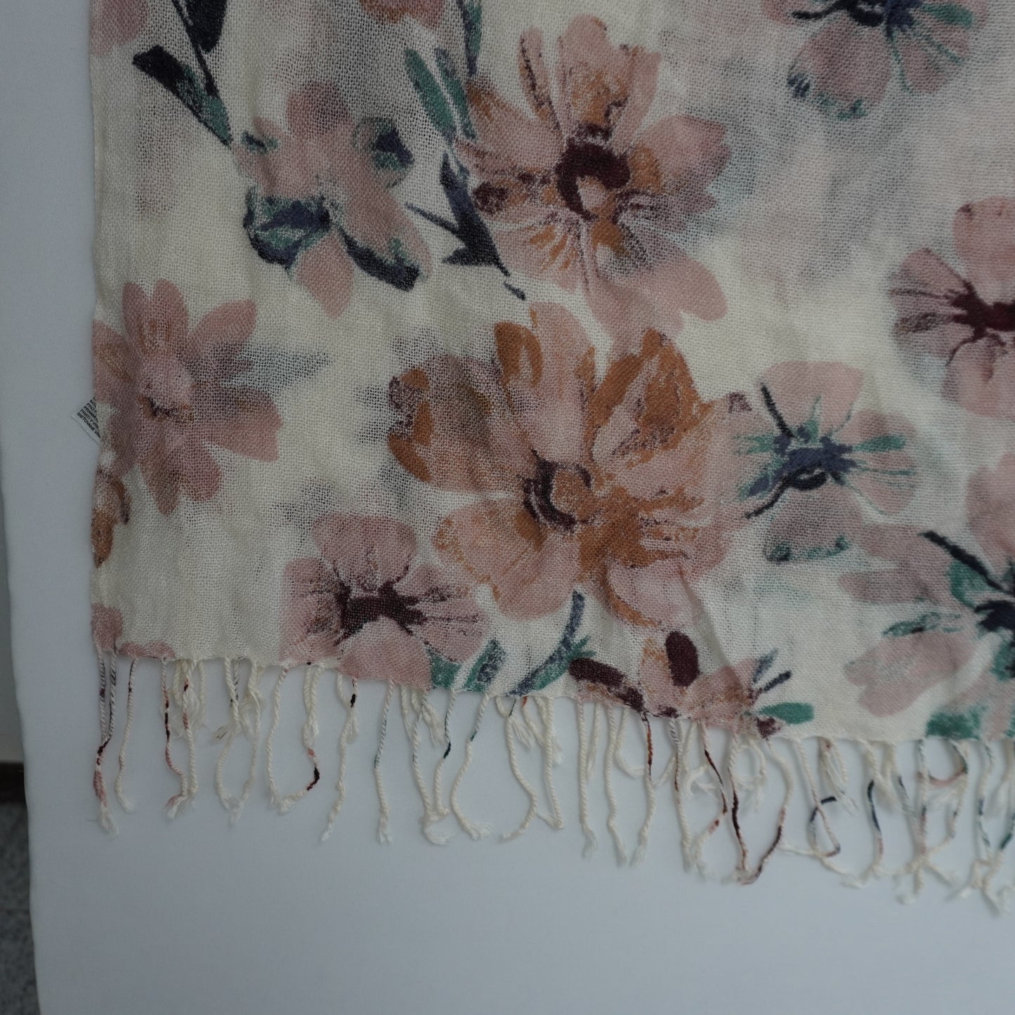 Women's Multicolor C&A Scarf - 80x200, Pre-owned in Very Good Condition