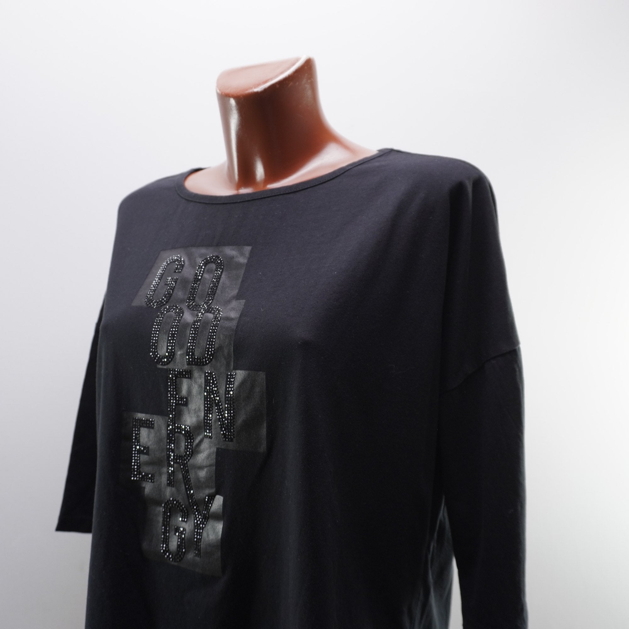 Camiseta de Manga Corta Cartoon para Mujer - Negra, XL - Usada en Muy Buen Estado