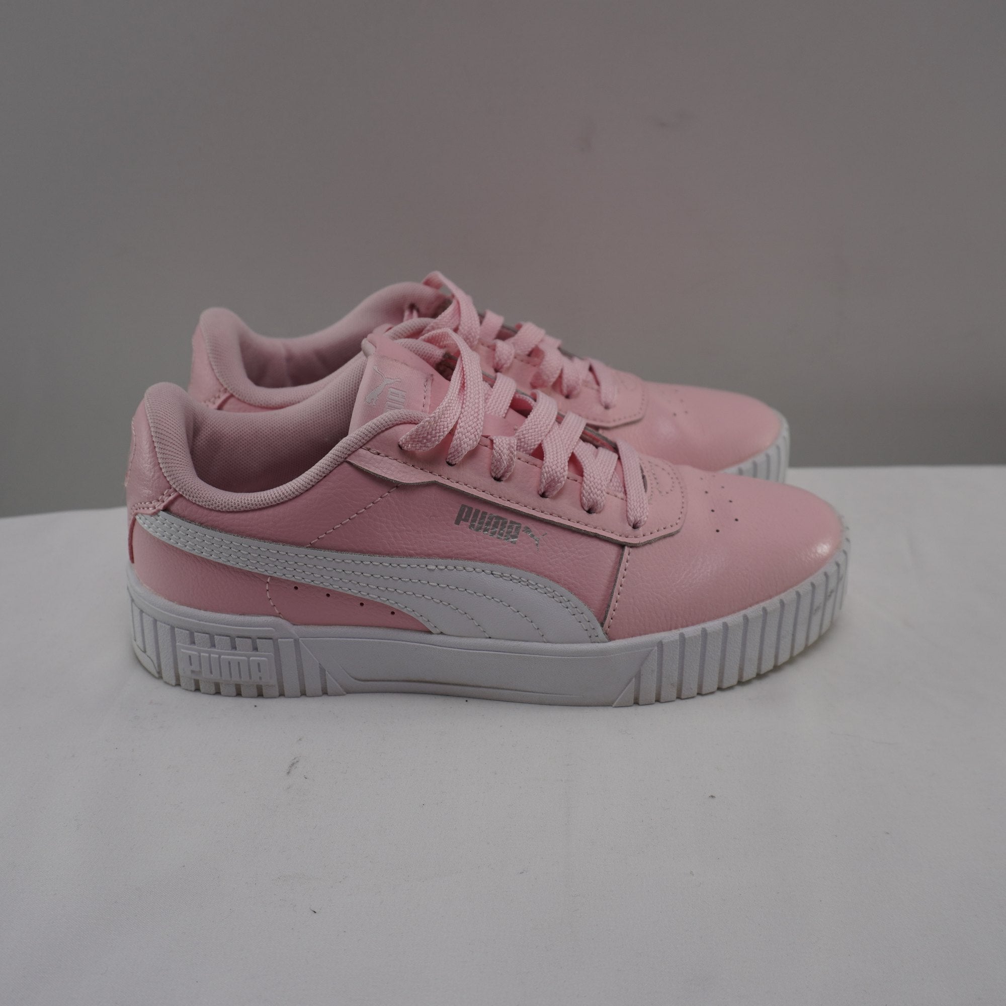 Zapatillas Puma para Mujer Usadas - Rosa, Talla 38