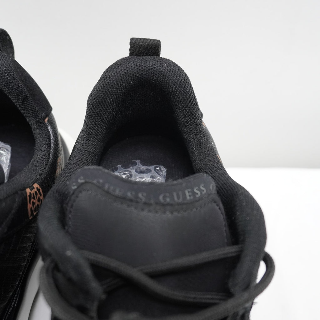Zapatillas Guess para Mujer Usadas - Negro, Talla 39