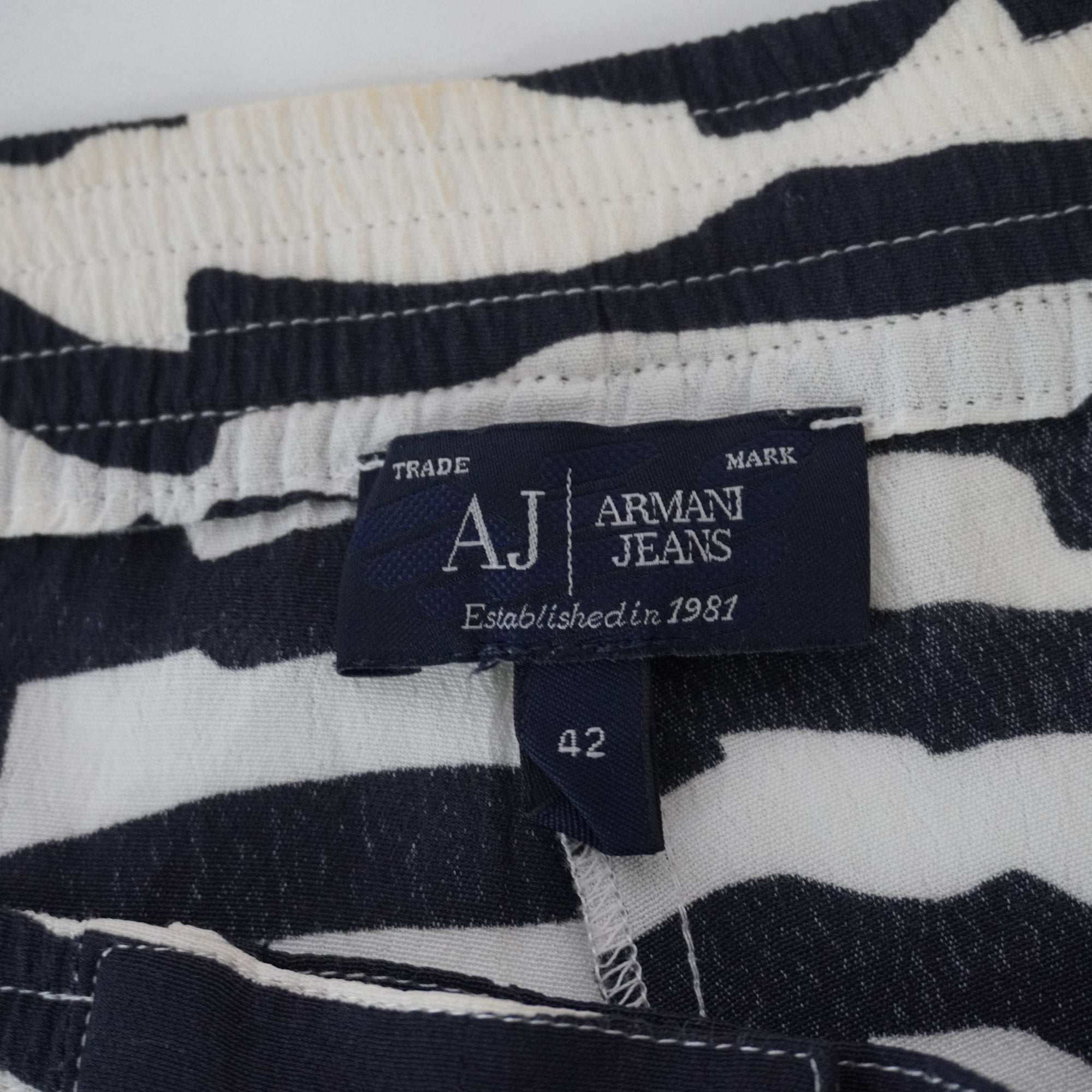 Pantalones para Correr Armani Jeans para Mujer Usados - Blanco, XL