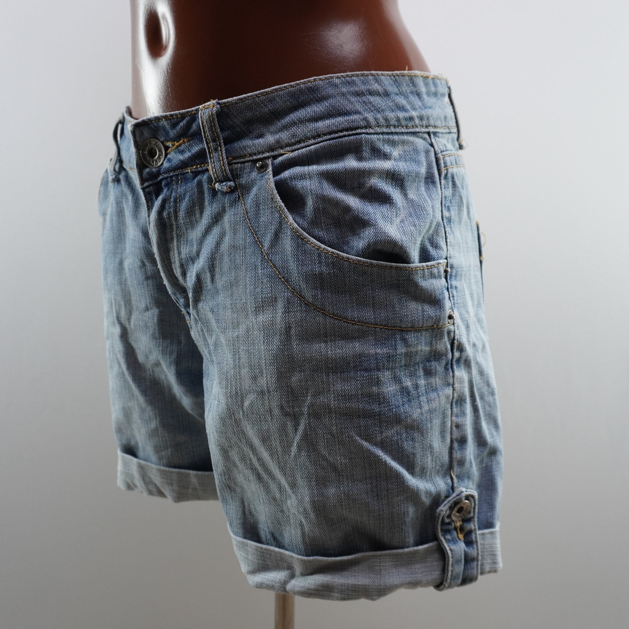 Pantalones Cortos Vaqueros Cherry para Mujer XL - Usados, Muy Buen Estado