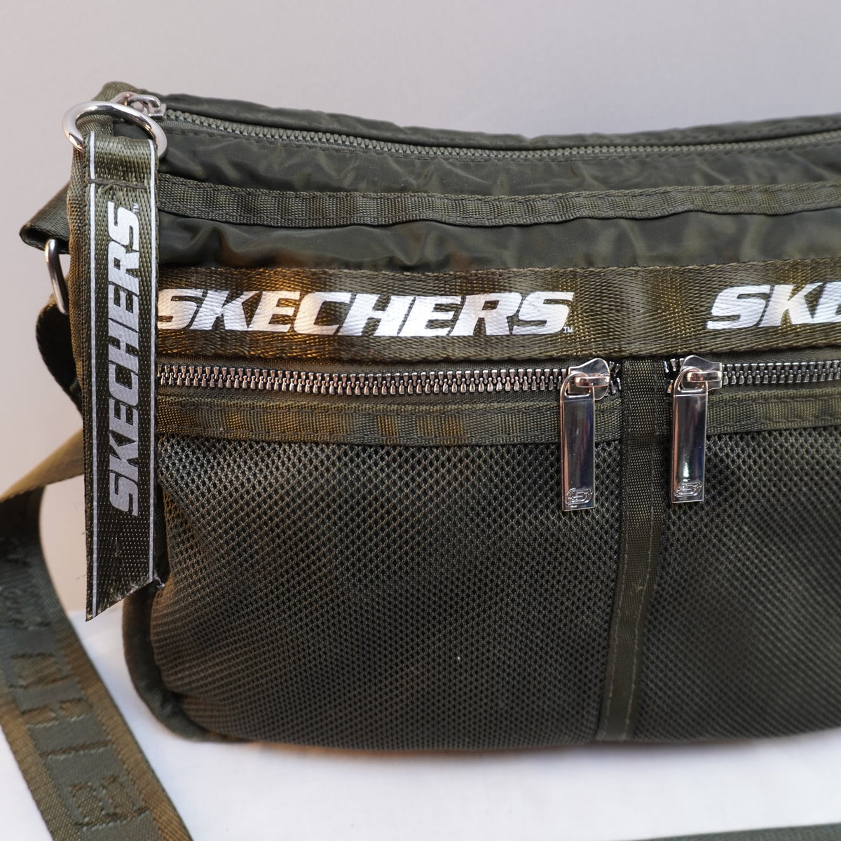 Bolso Baguette Skechers para Mujer Usado - Verde