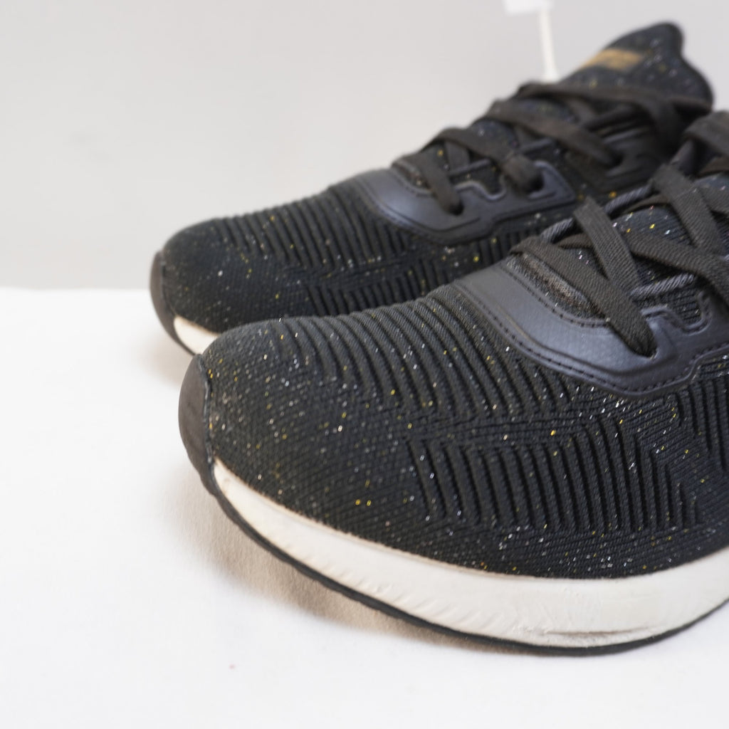 Zapatillas Skechers para Mujer Usadas - Negro, Talla 39