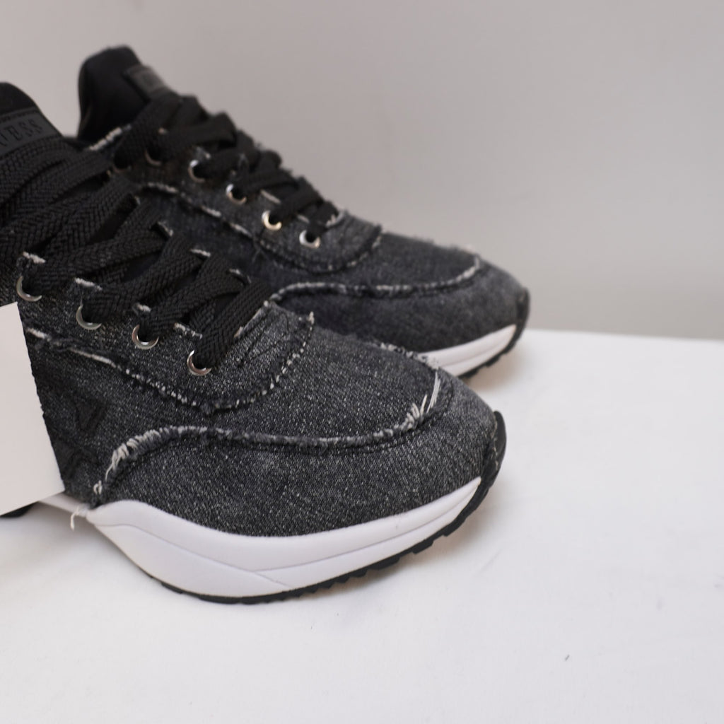 Zapatillas Guess para Mujer Usadas - Gris, 38