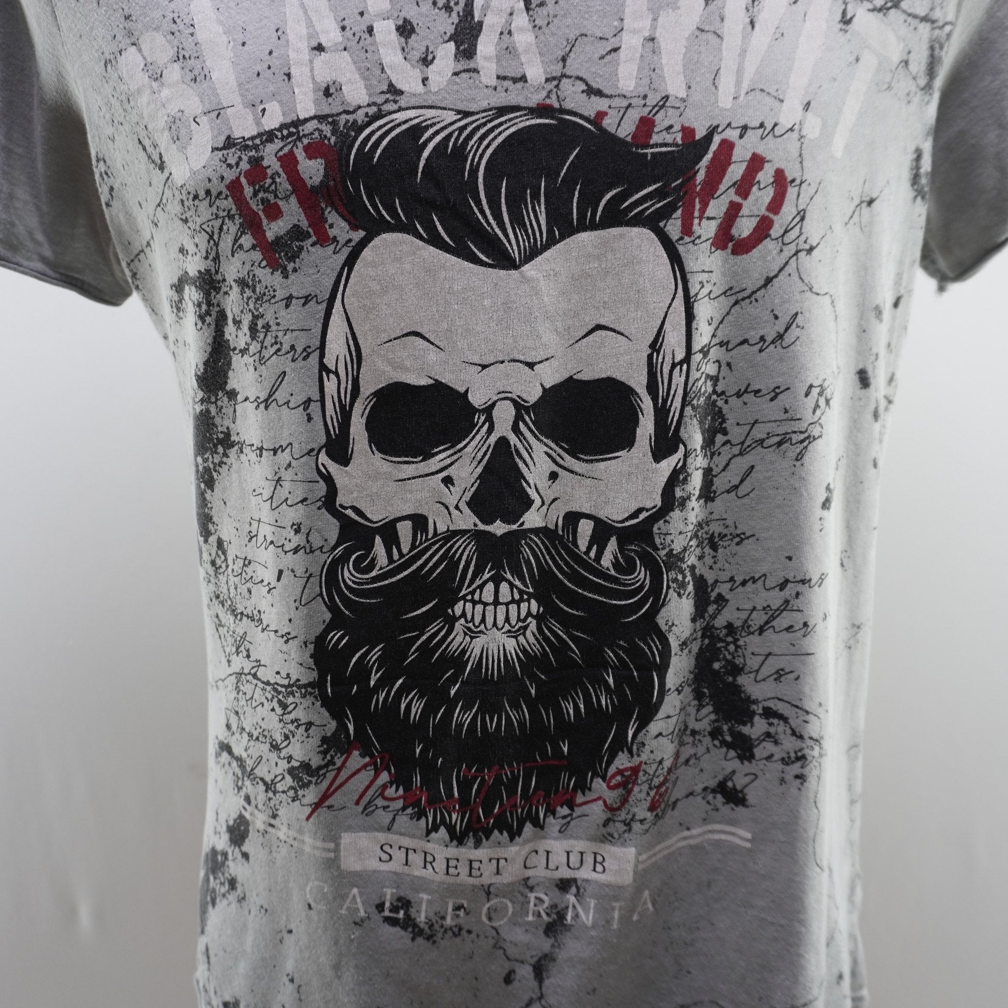 Camiseta de Manga Corta Much More para Hombre Usada - Gris, M