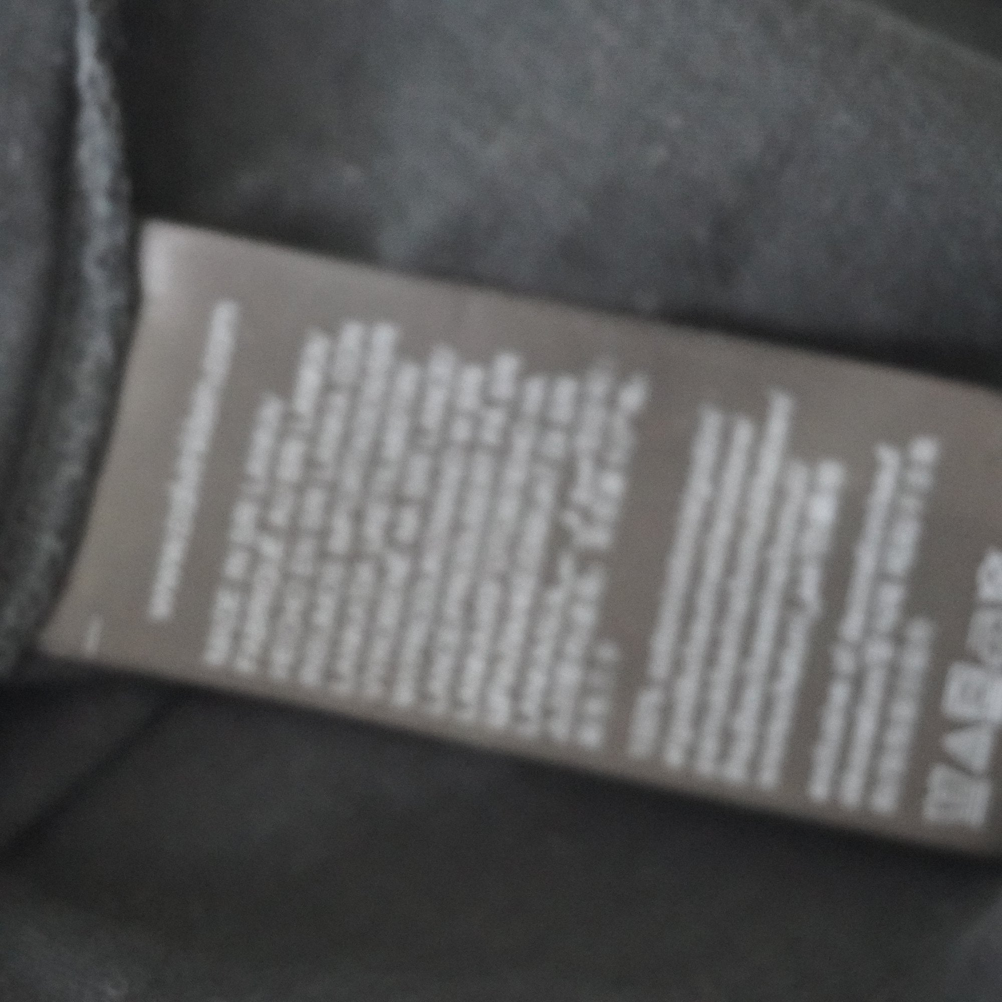 Camiseta de Manga Corta Calvin Klein para Mujer - Negra, XS - Usada en Muy Buen Estado