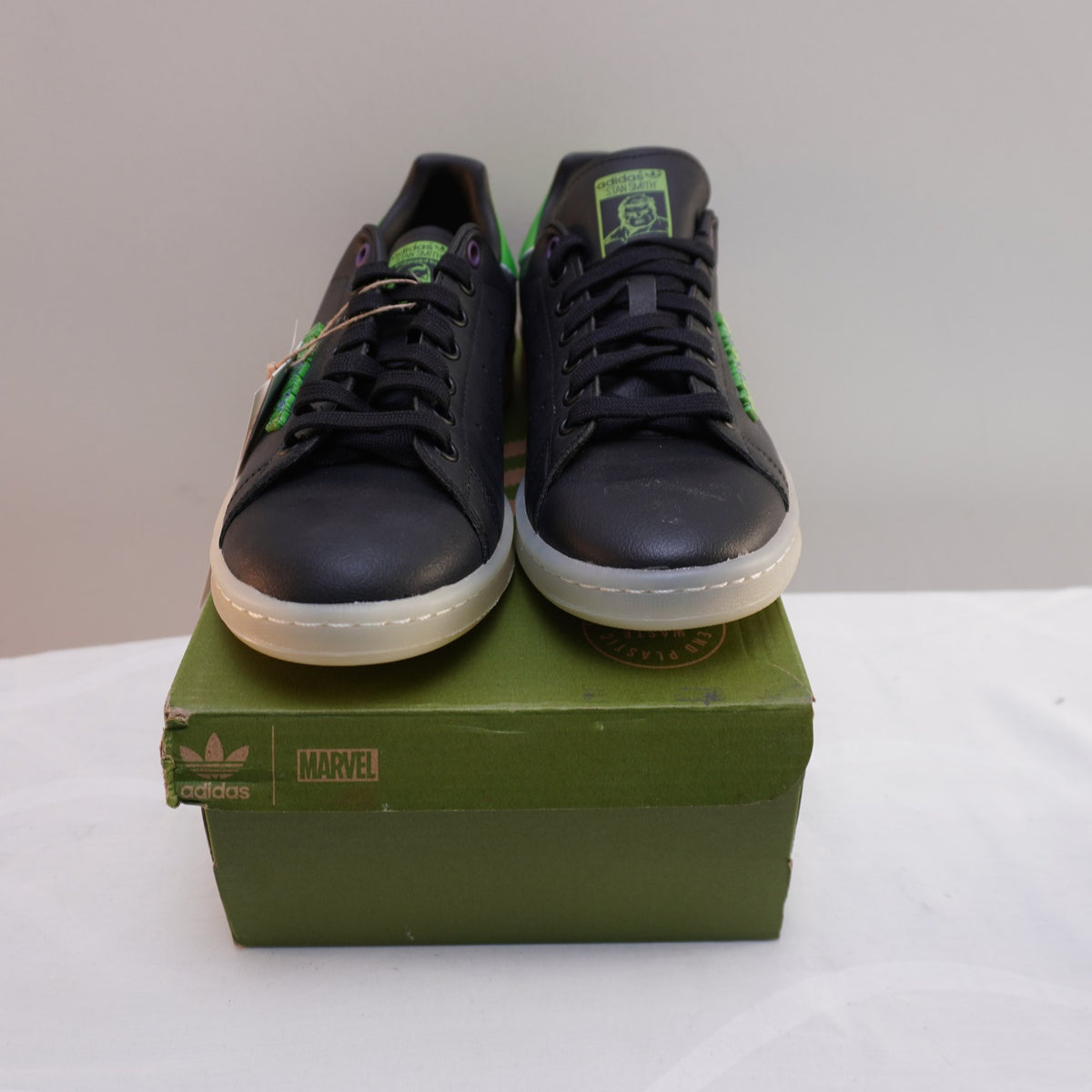 Zapatillas Adidas para Hombre Usadas - Verde, Talla 40