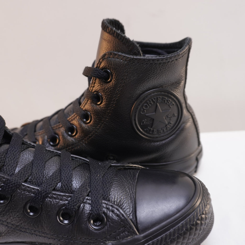 Zapatillas Converse para Mujer en Negro - Talla 37, Usadas en Muy Buen Estado