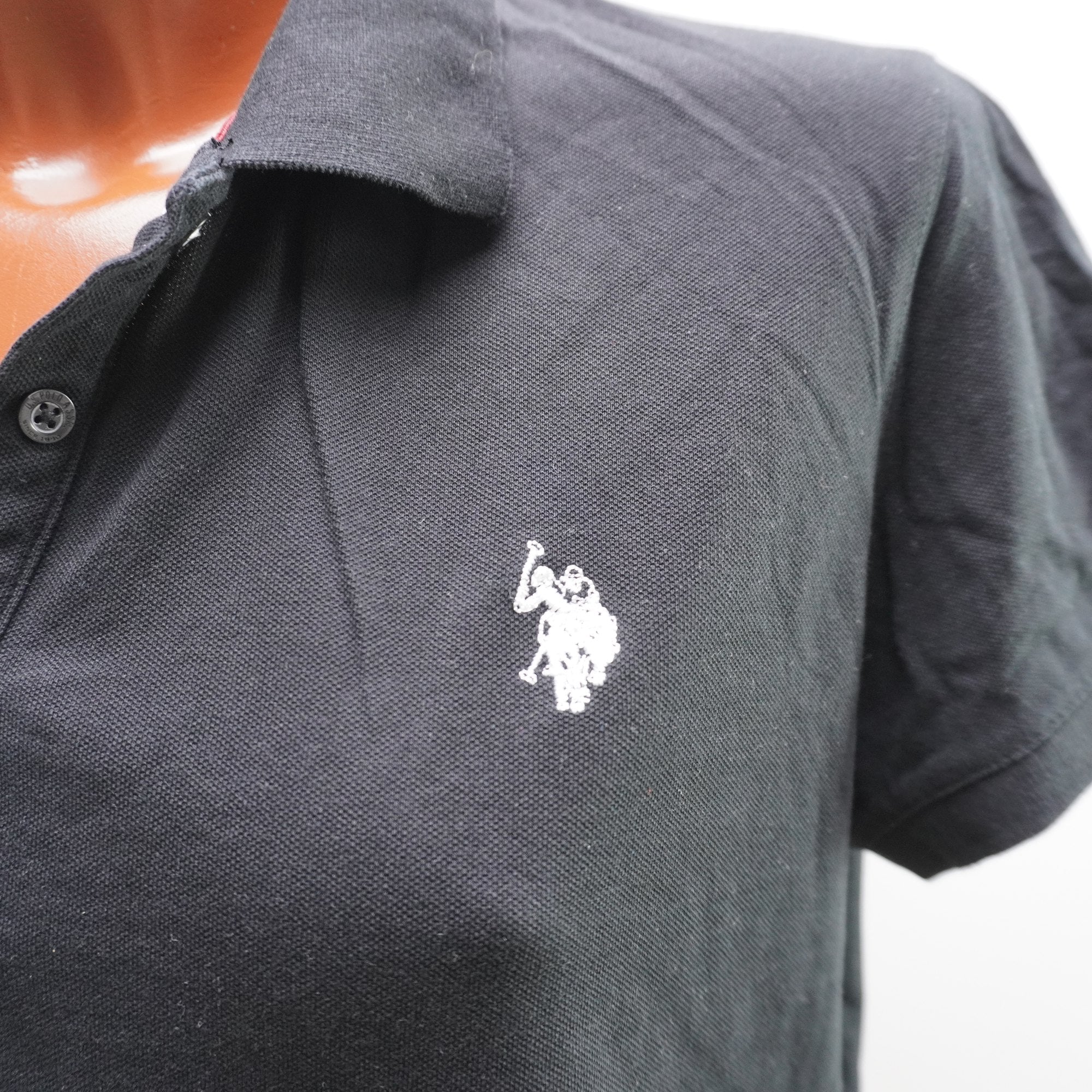 Camiseta U.S. Polo Assn. para Mujer Usada - Negra, XXL