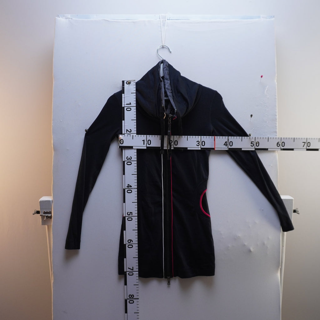 Sudadera con Capucha Marc Cain para Mujer Usada - Negra, Pequeña (S)