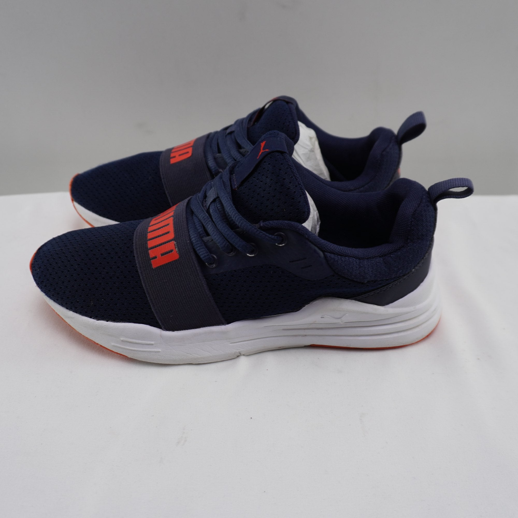Zapatillas Puma para Mujer Usadas en Muy Buen Estado - Azul Marino, Talla 38