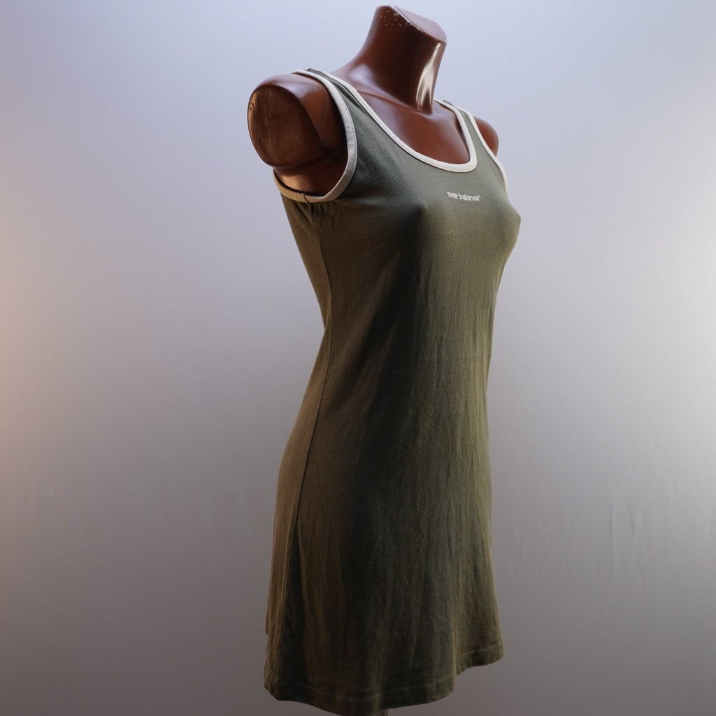 Vestido New Balance para Mujer Usado - Verde, Mediano (M)