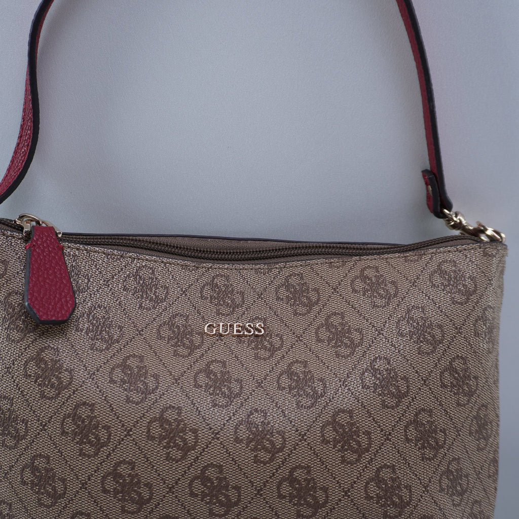 Bolso Baguette Guess para Mujer Usado - Marrón en Muy Buen Estado