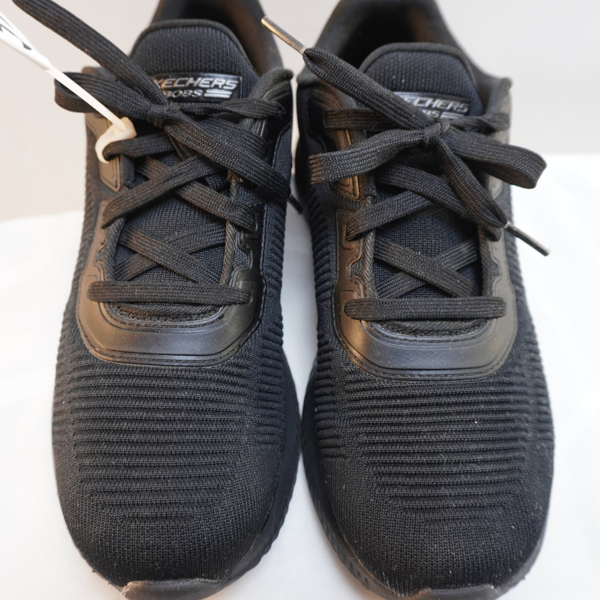 Zapatillas Skechers para Mujer Usadas - Negro, Talla 39