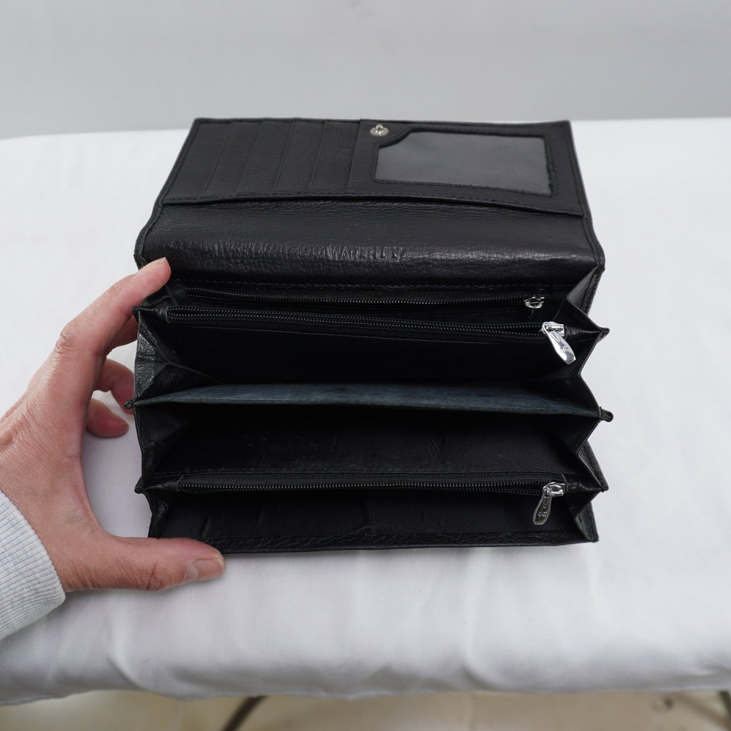 Cartera Watery para Mujer Usada - Negro, Excelente Estado