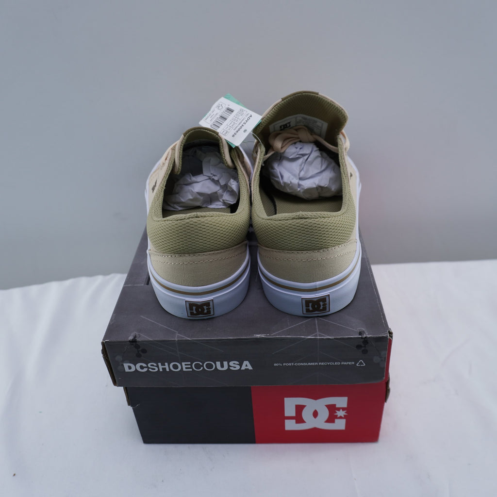 Zapatillas DC Shoes para Mujeres Usadas - Beige, Talla 40