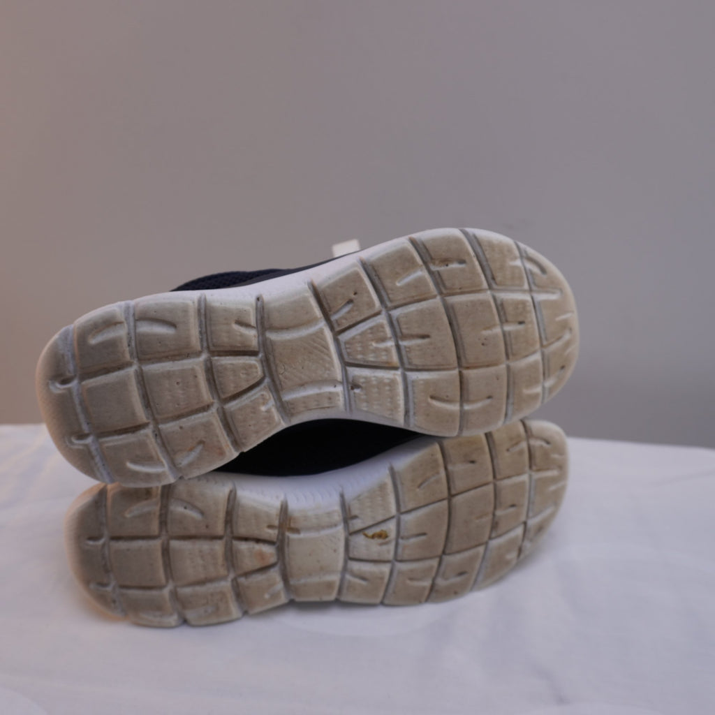 Zapatillas Skechers para Mujer Usadas - Azul Marino, Talla 38