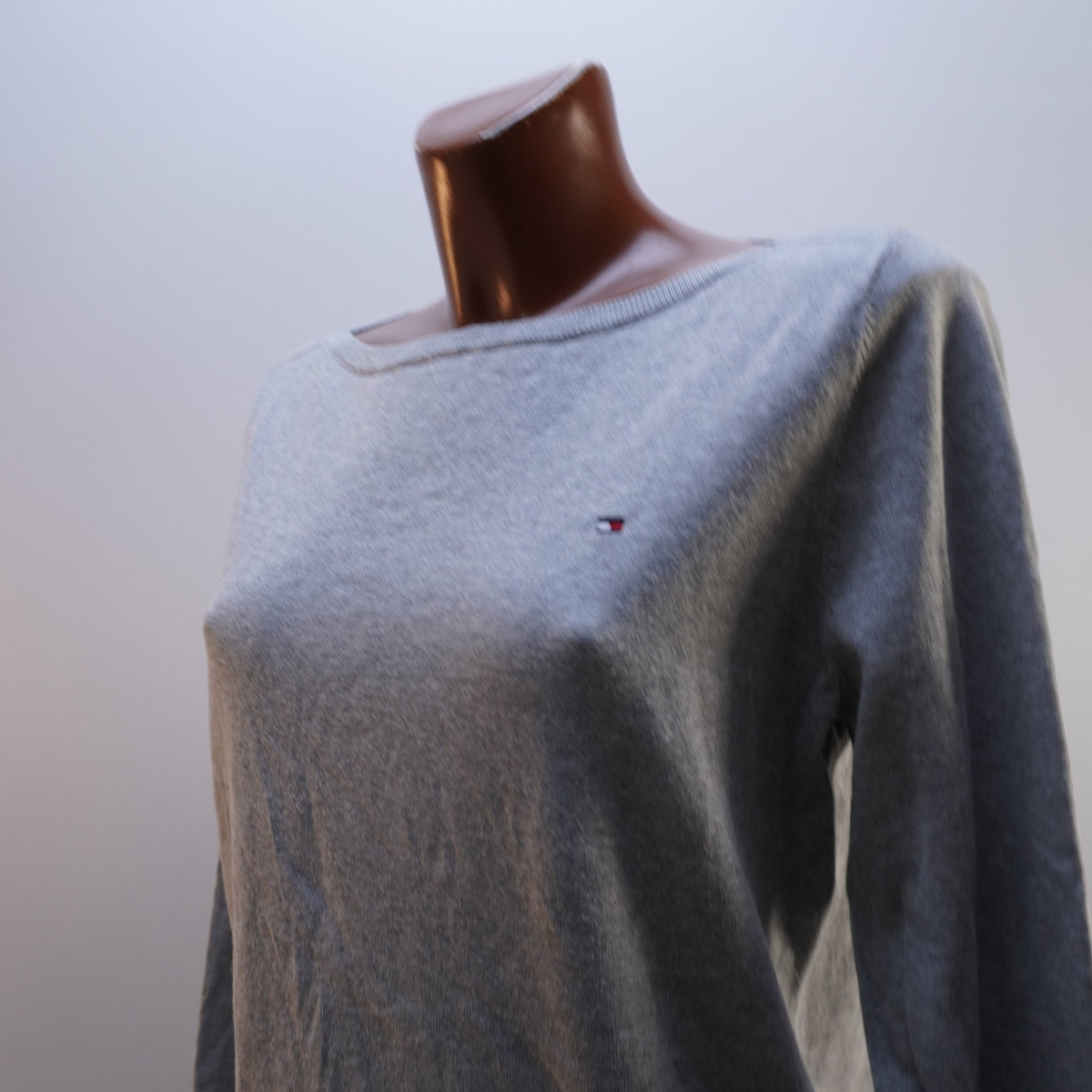 Suéter Tommy Hilfiger para Mujer Usado - Gris, XL