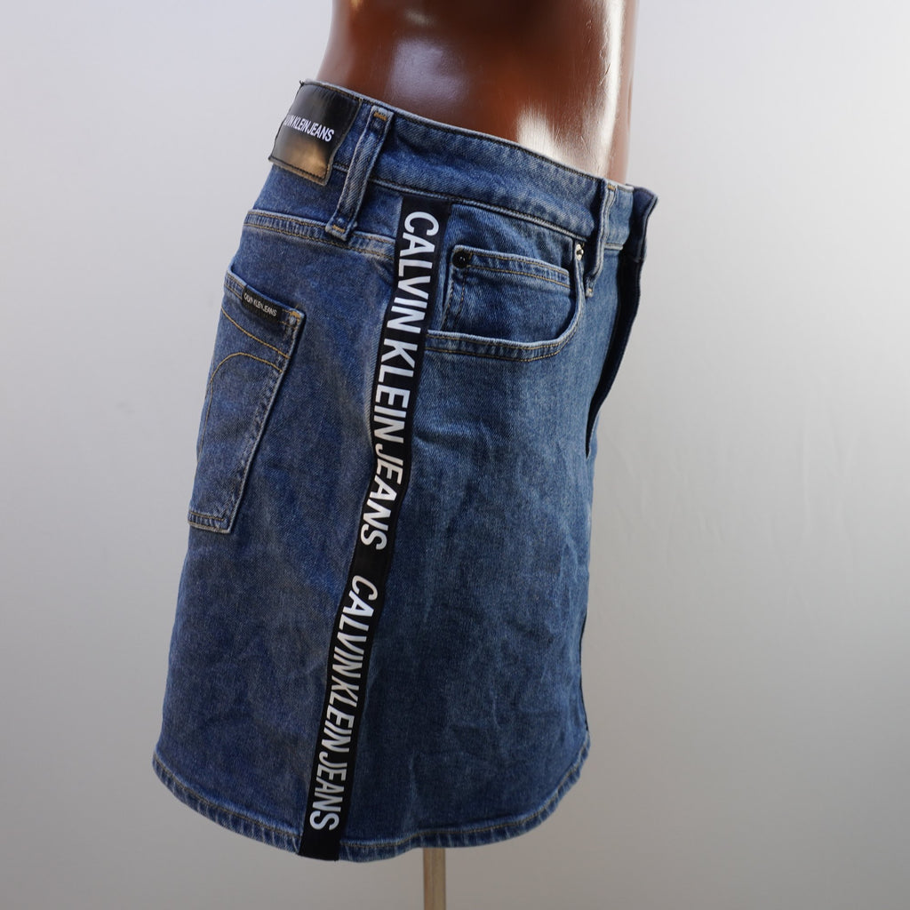 Falda Calvin Klein para Mujer Usada - Azul, Muy Buena Condición
