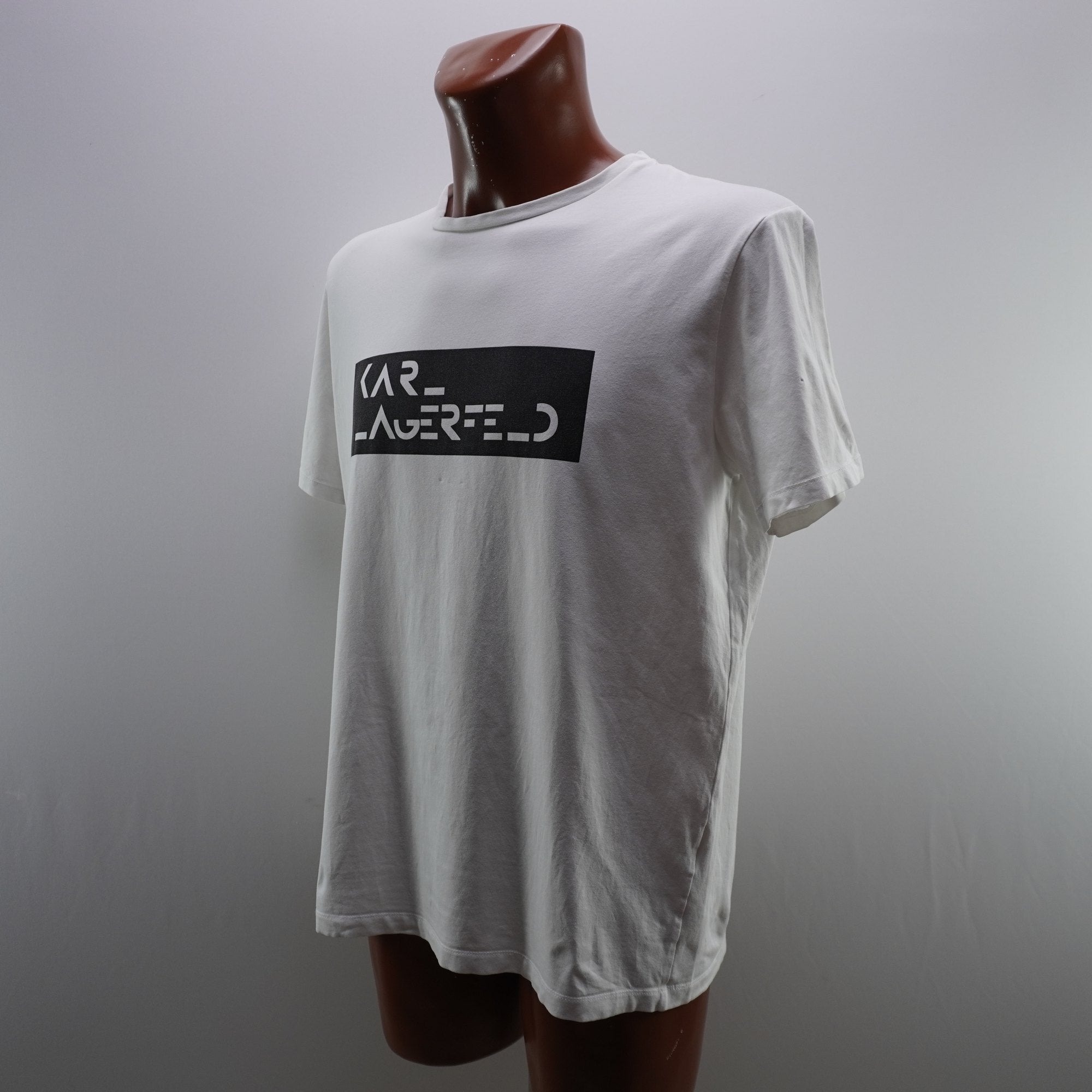 Camiseta de Manga Corta Karl Lagerfeld para Hombre - Blanco, XXL, Usada en Muy Buen Estado