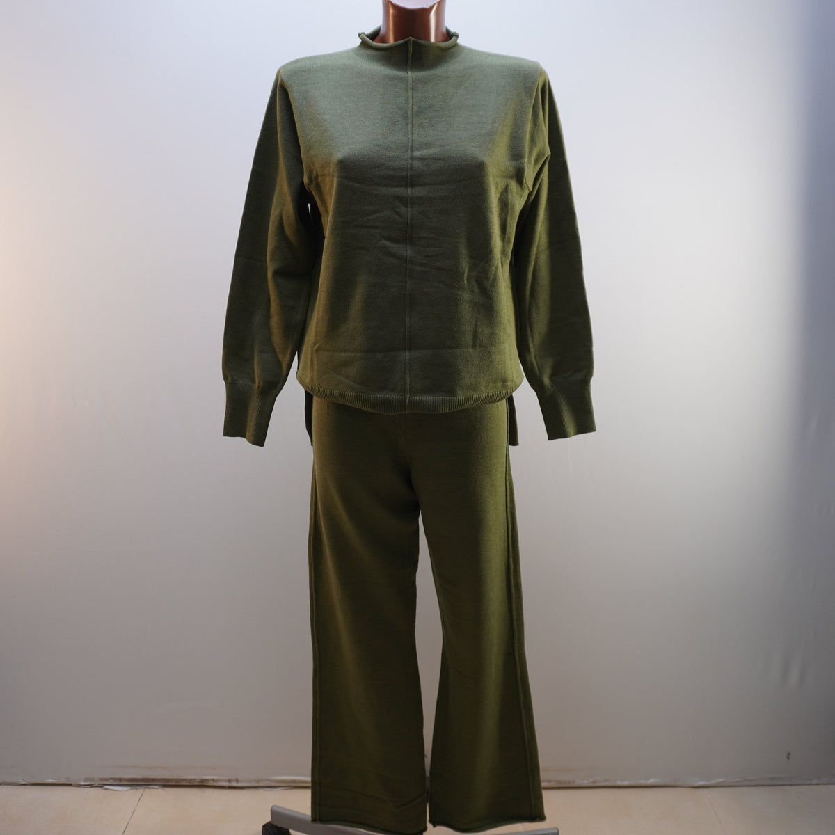 Conjunto de Ropa Italian Style para Mujer Usado - Verde