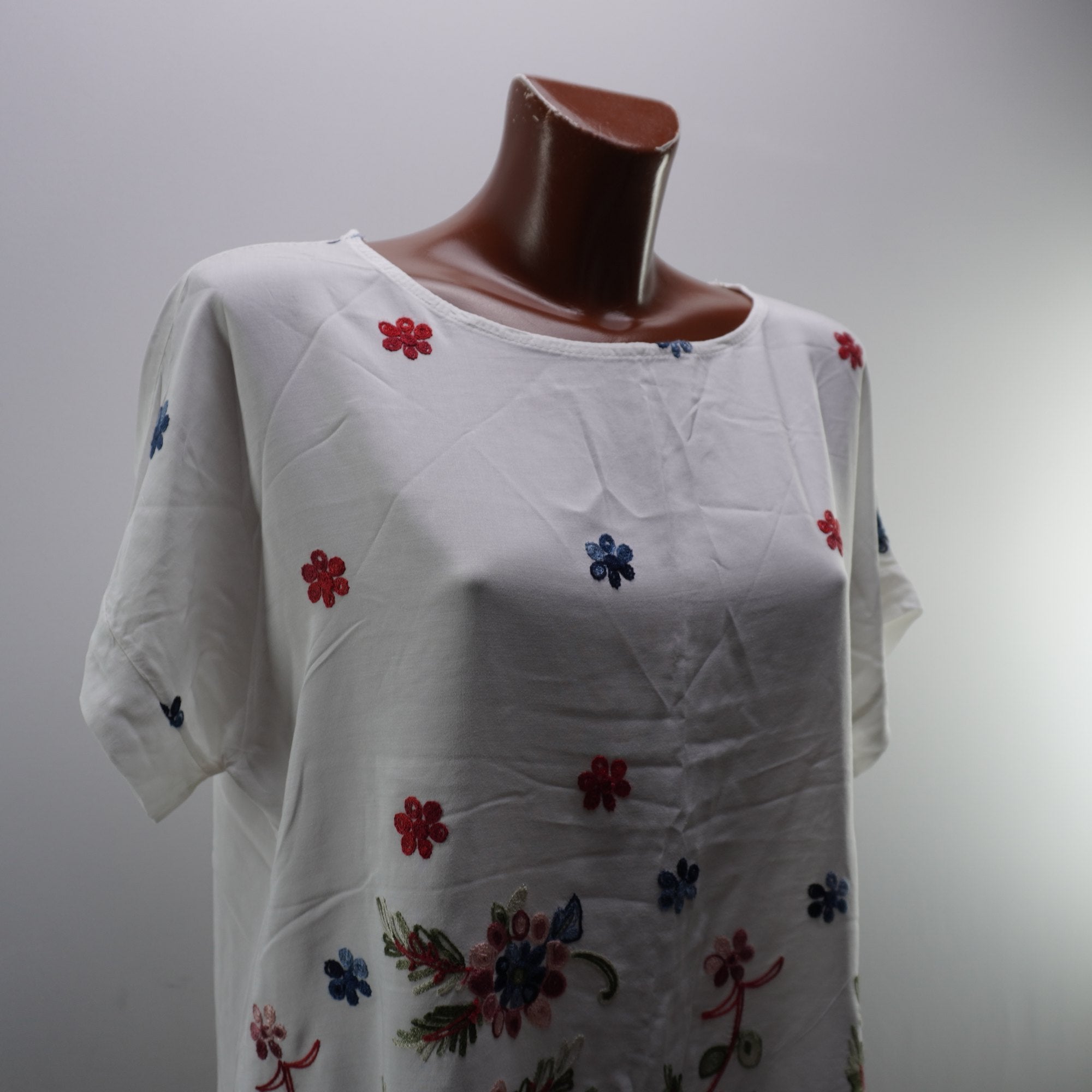 Camiseta de Manga Corta Italian Style para Mujer - Blanco, L, Usada en Muy Buen Estado