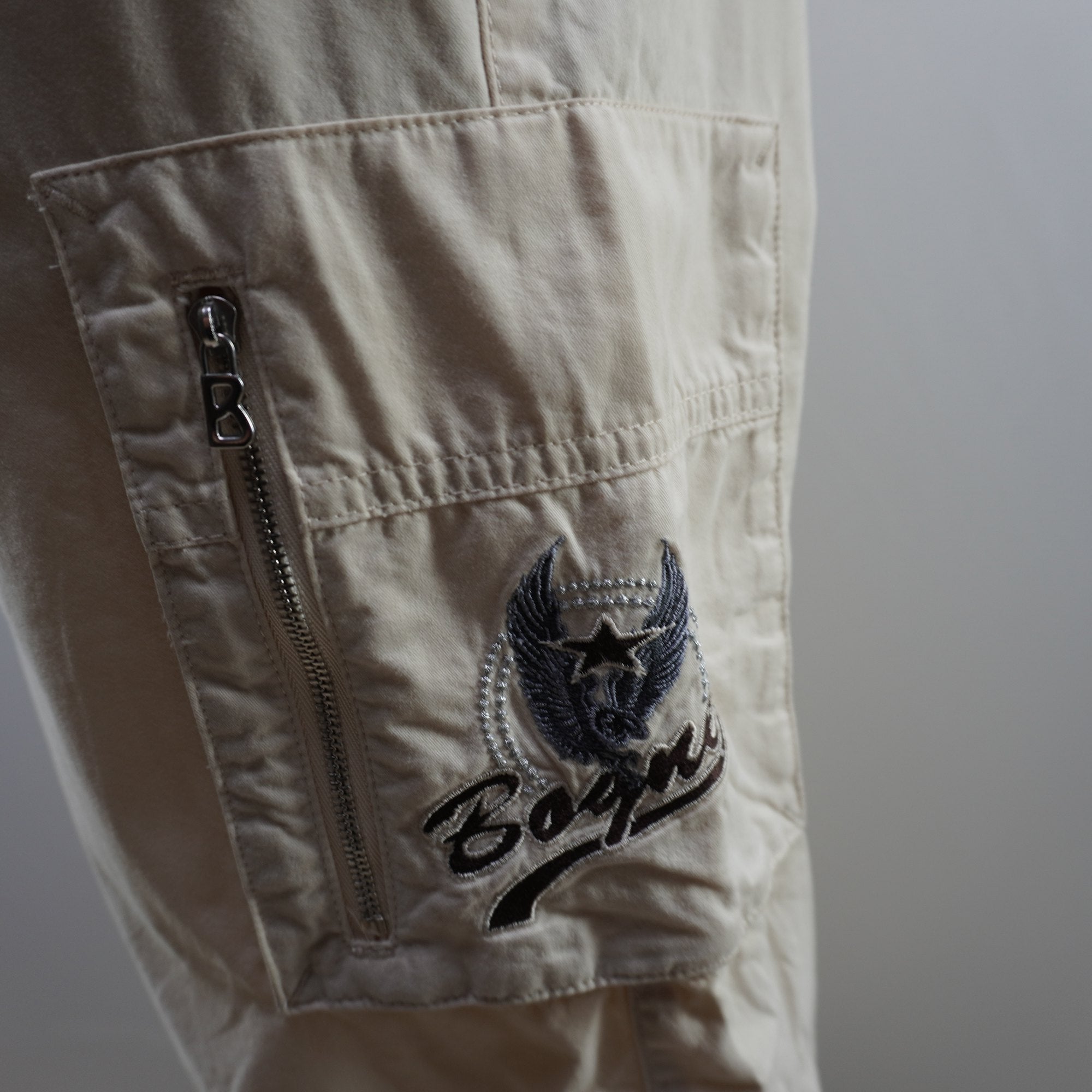 Pantalones Cortos Bogner para Mujer Usados - Beige, L