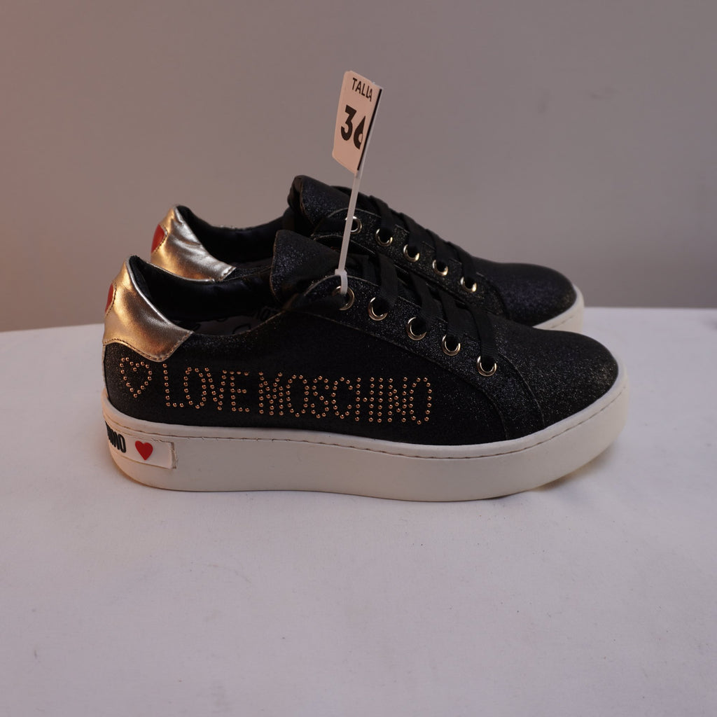 Zapatillas Moschino para Mujer Usadas - Negros, Talla 36