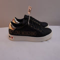 Zapatillas Moschino para Mujer Usadas - Negros, Talla 36