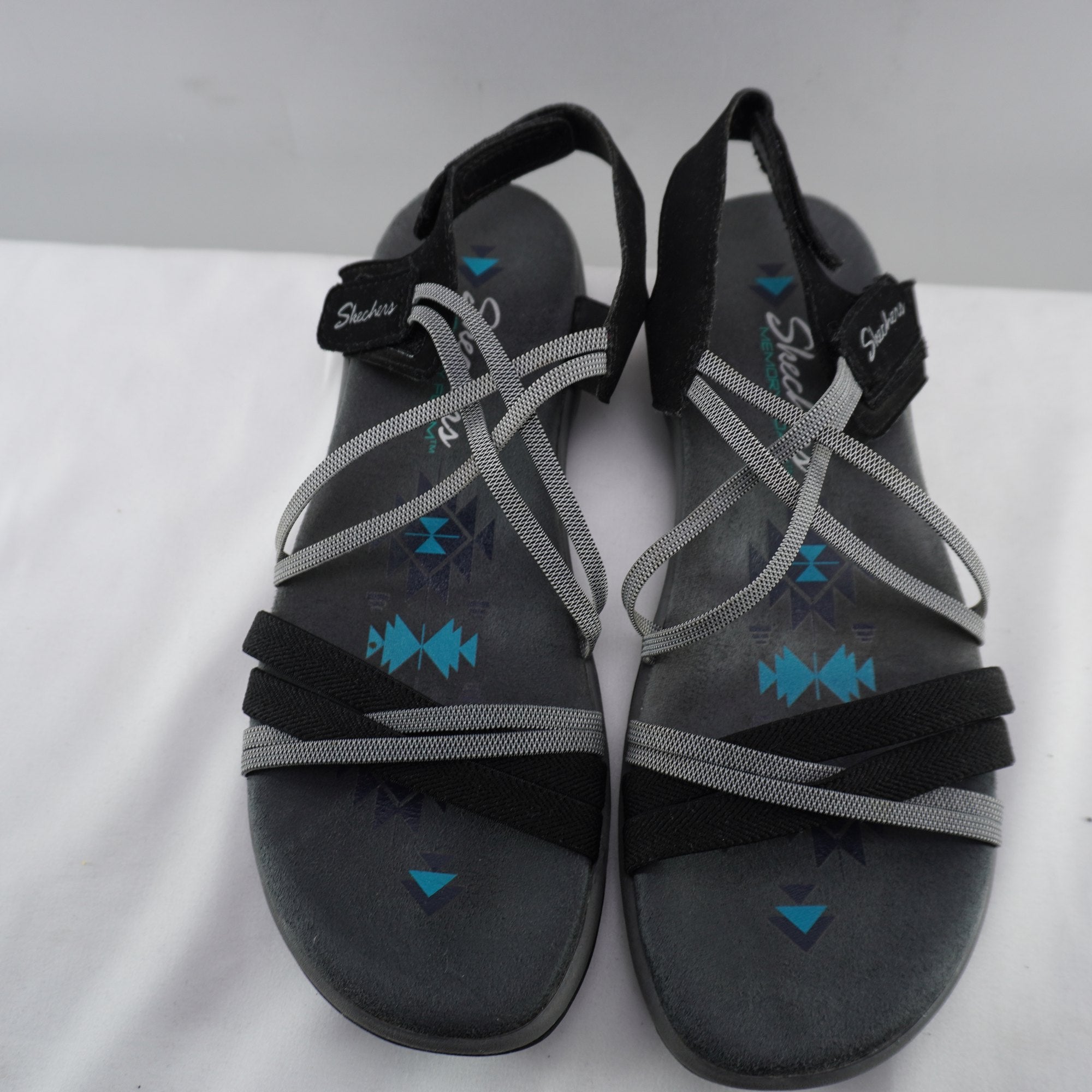 Zapatos Planos Skechers para Mujer Usados - Gris, Talla 38