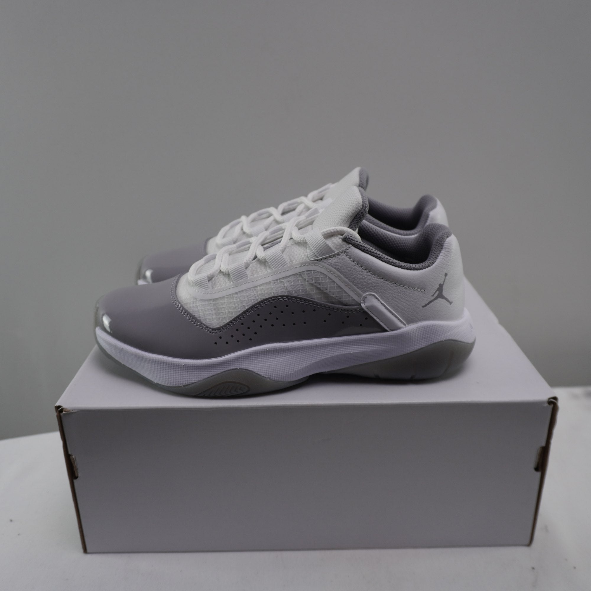 Zapatillas Jordan para Hombre Usadas - Blancas, Talla 38
