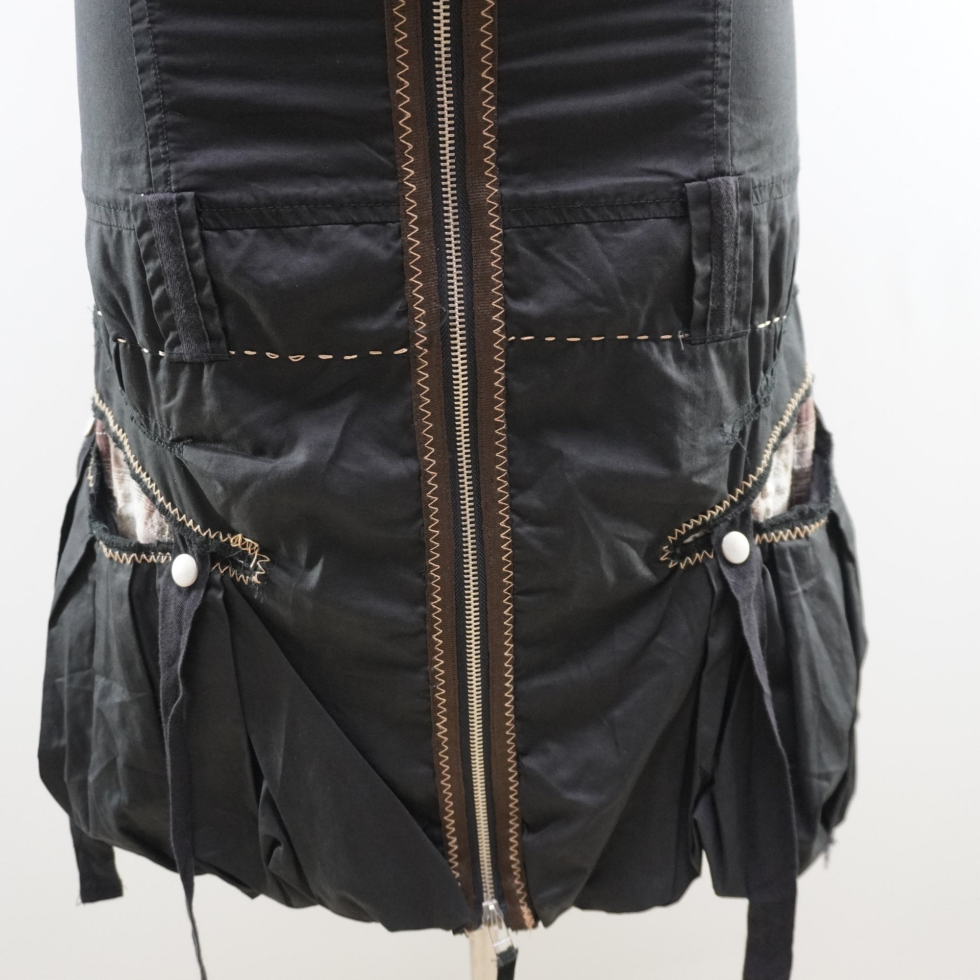 Falda Italian Style para Mujer Usada - Negra, S
