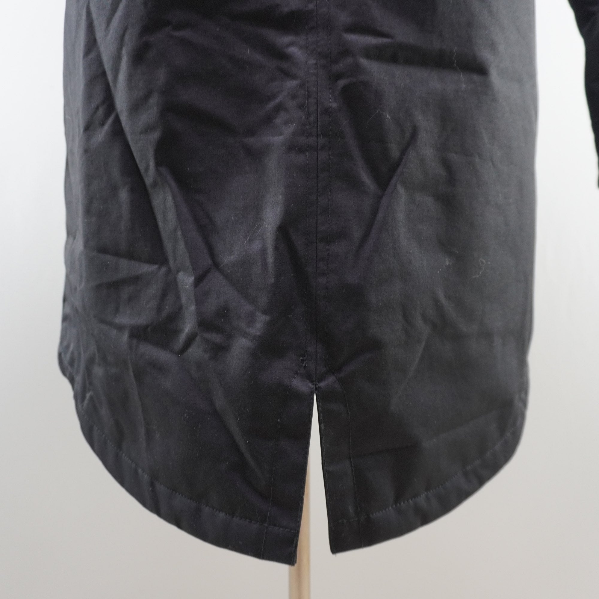 Parka Italian Style para Mujer Usada - Negra, M
