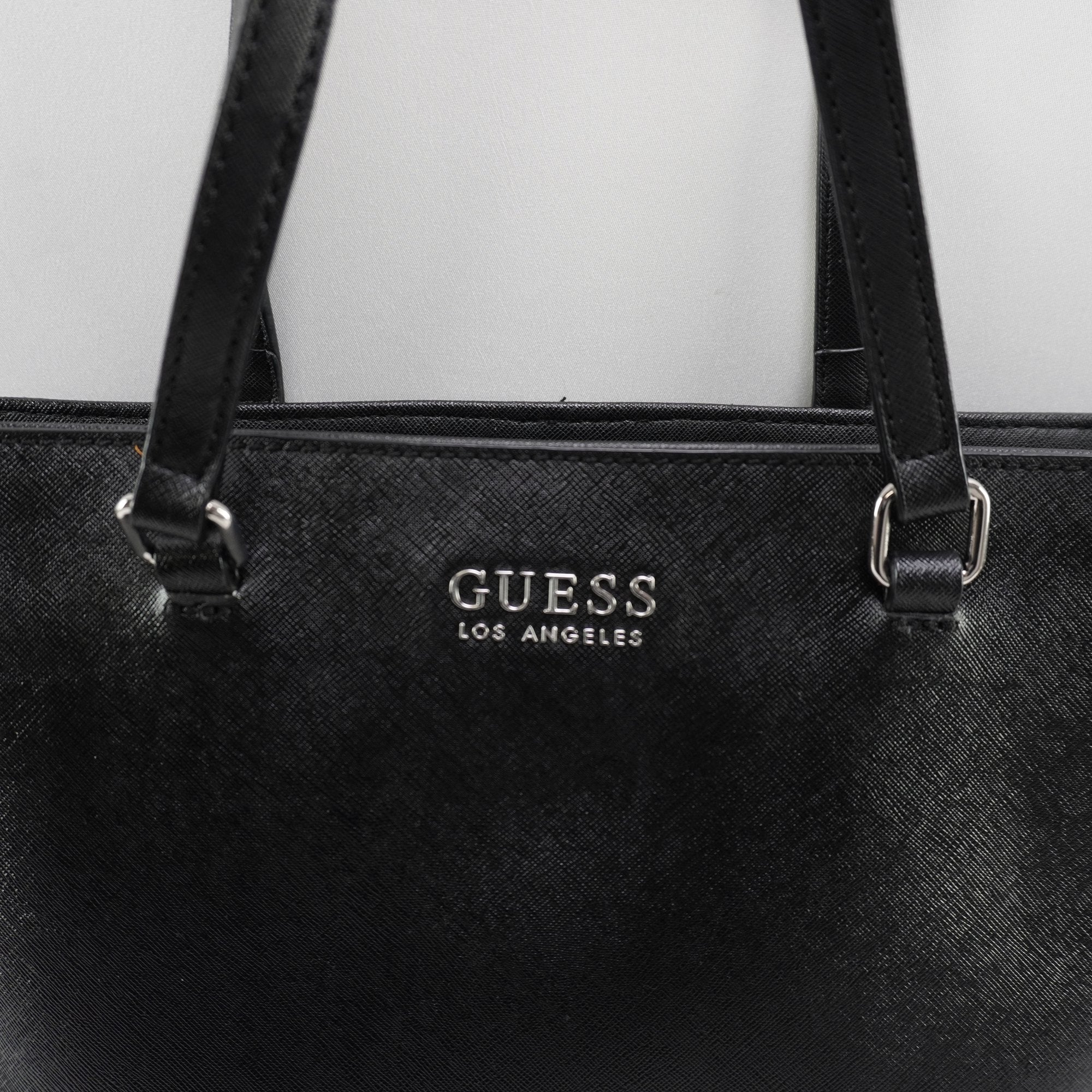 Bolso Baguette Guess para Mujer Usado - Negro, Excelente Estado
