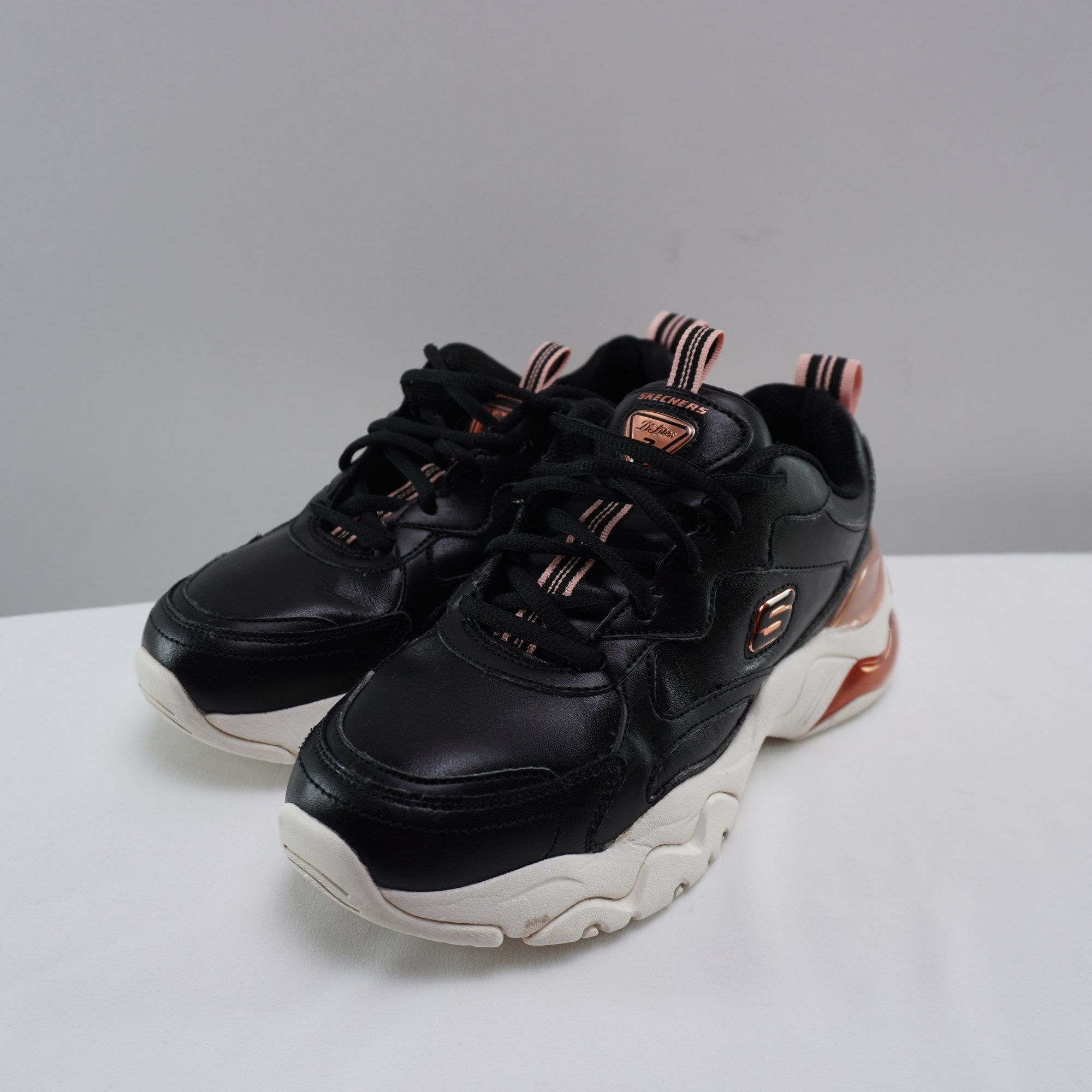 Zapatillas Skechers para Mujer Usadas - Negro, 39