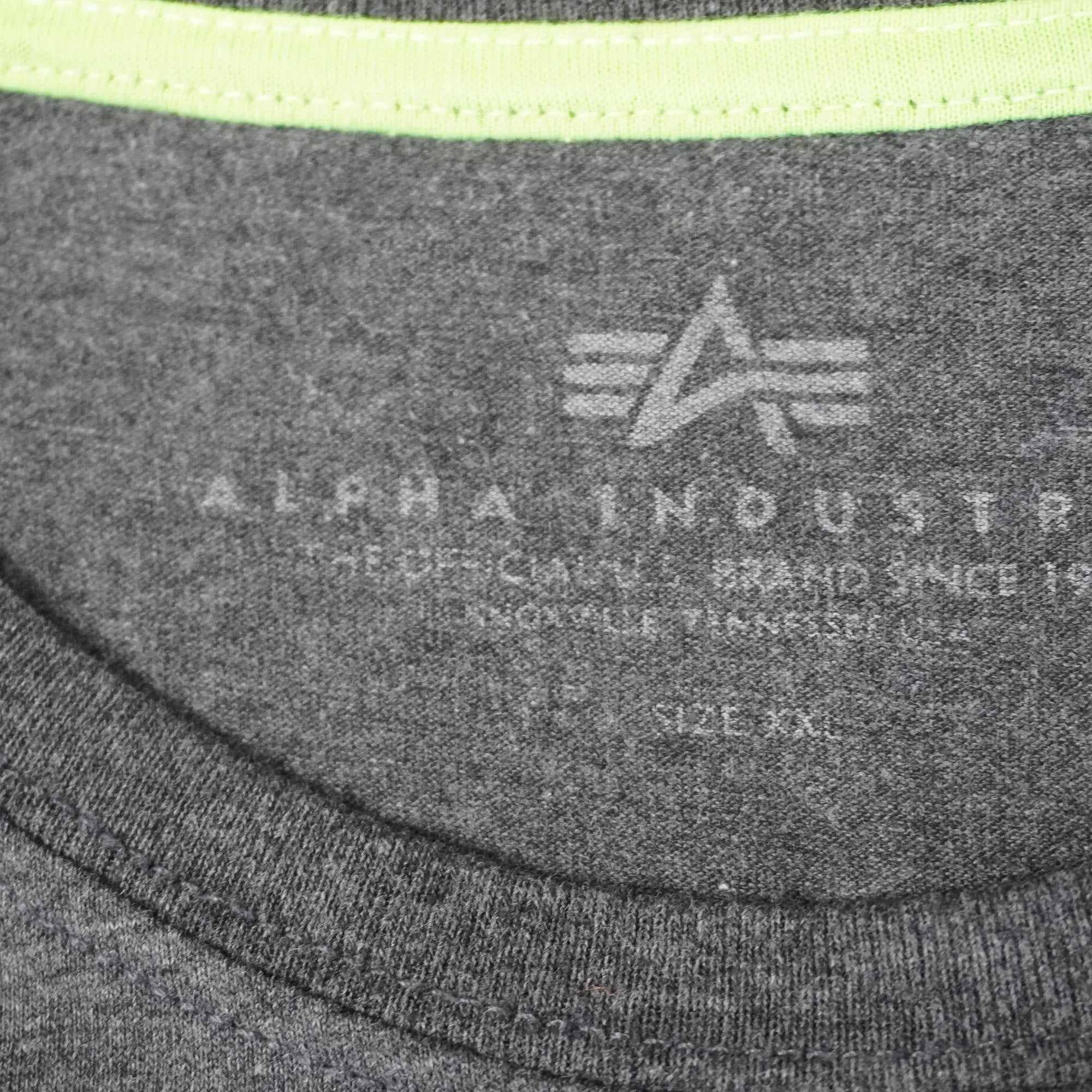 Camiseta de Manga Corta Alpha Industries para Hombre Usada - Gris, XXL