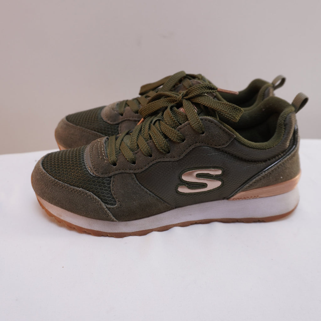 Zapatillas Skechers para Mujer Usadas - Talla 38 en Muy Buen Estado