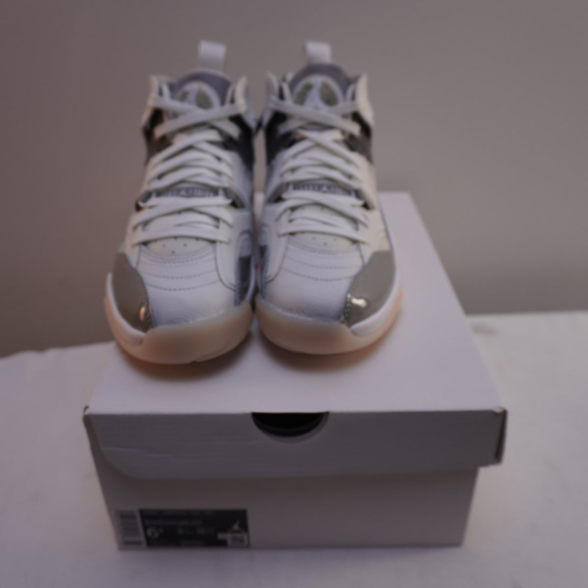 Zapatillas Jordan para Hombre Usadas - Blancas, 37.5