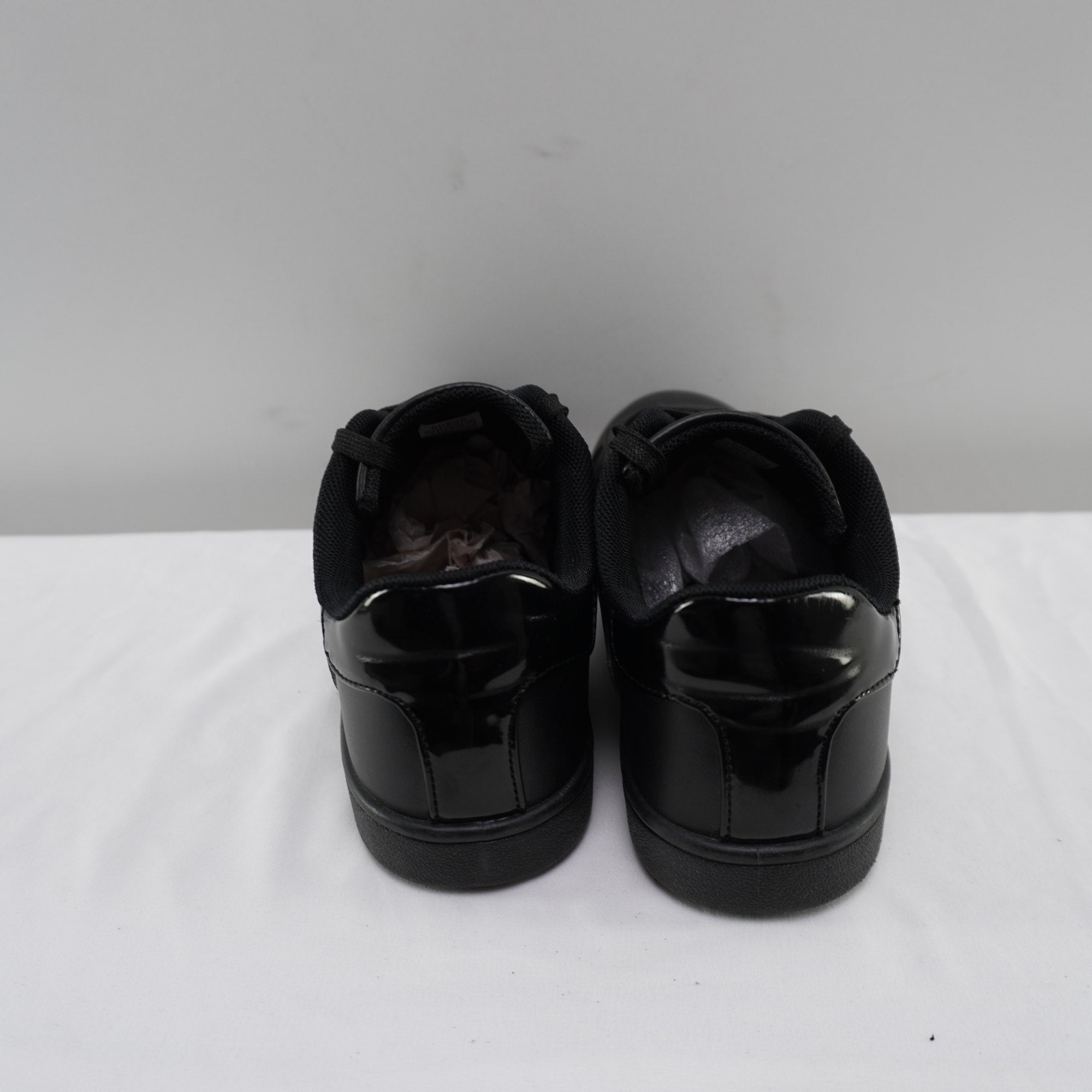 Zapatillas Guess para Mujer Usadas - Negro, Talla 39