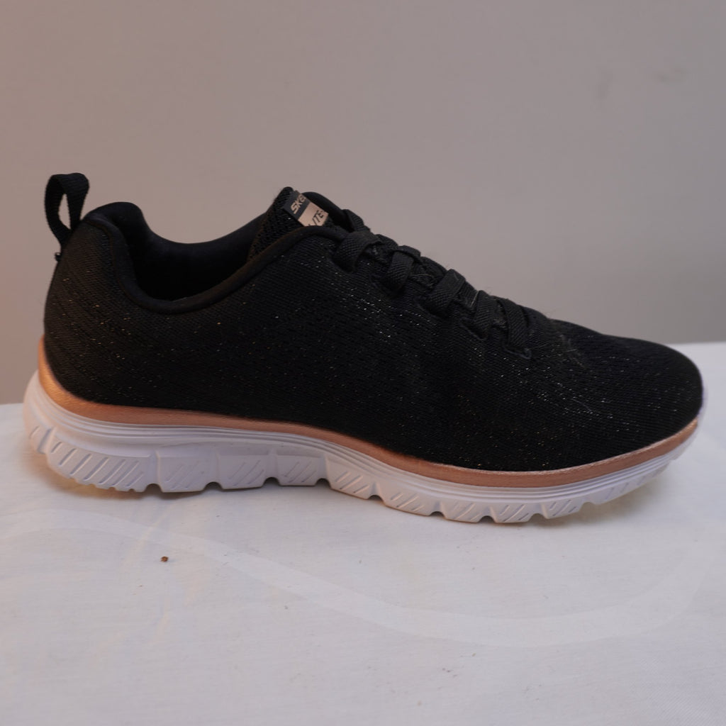 Zapatillas Skechers para Mujer Usadas - Negro, Talla 37