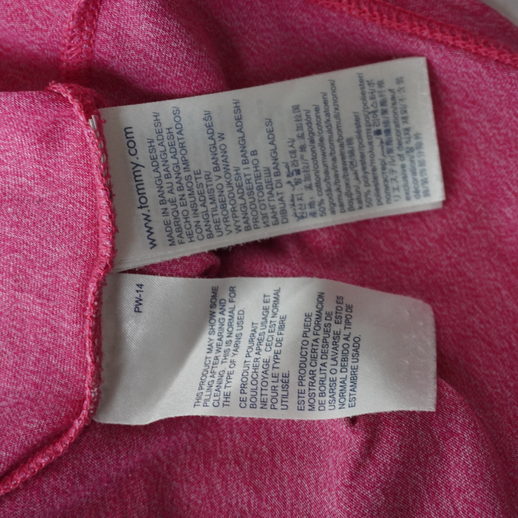 Camiseta de Manga Corta Tommy Hilfiger para Mujer - Rosa, M, Usada en Muy Buen Estado