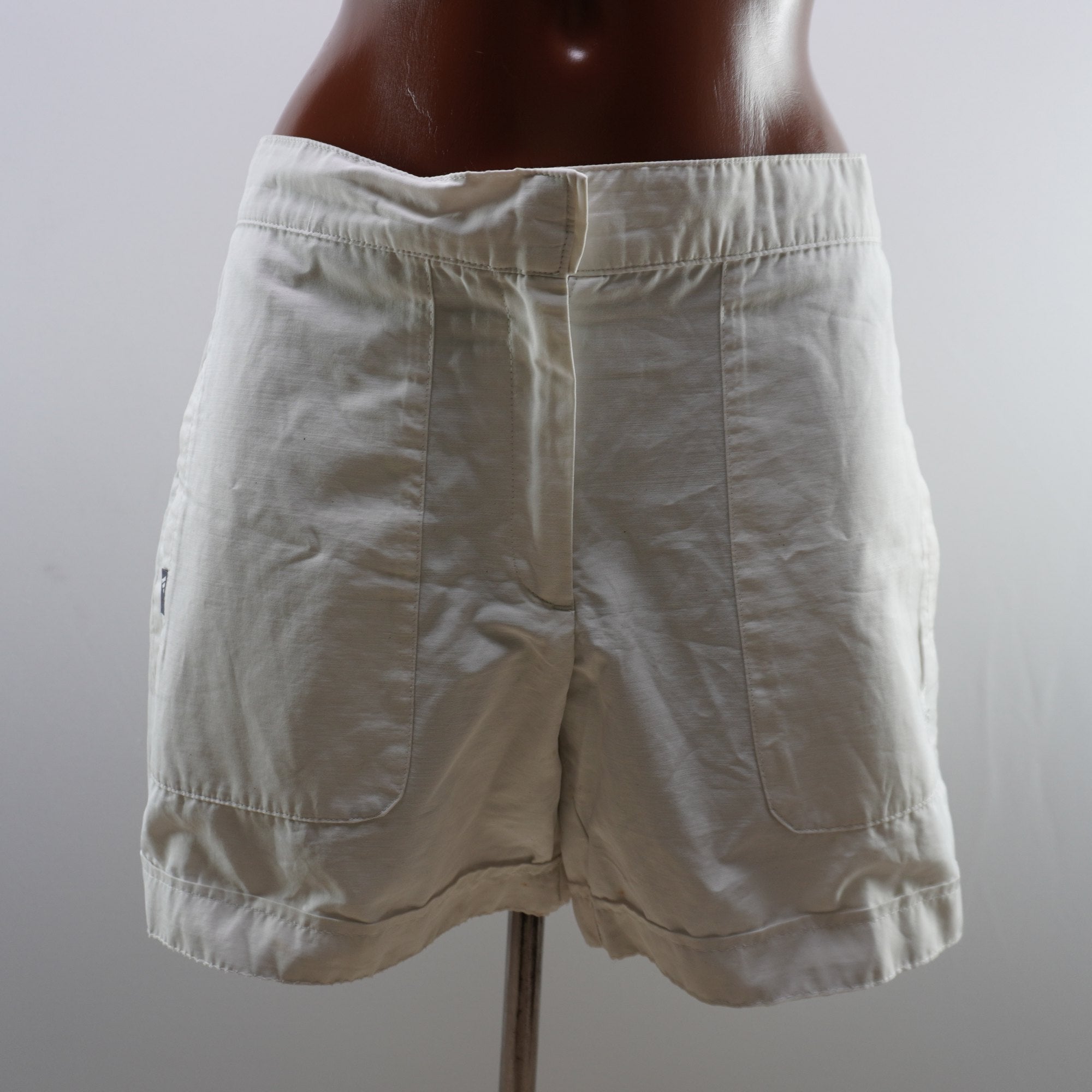 Bermudas Adidas para Mujer Usadas - Blancas, L