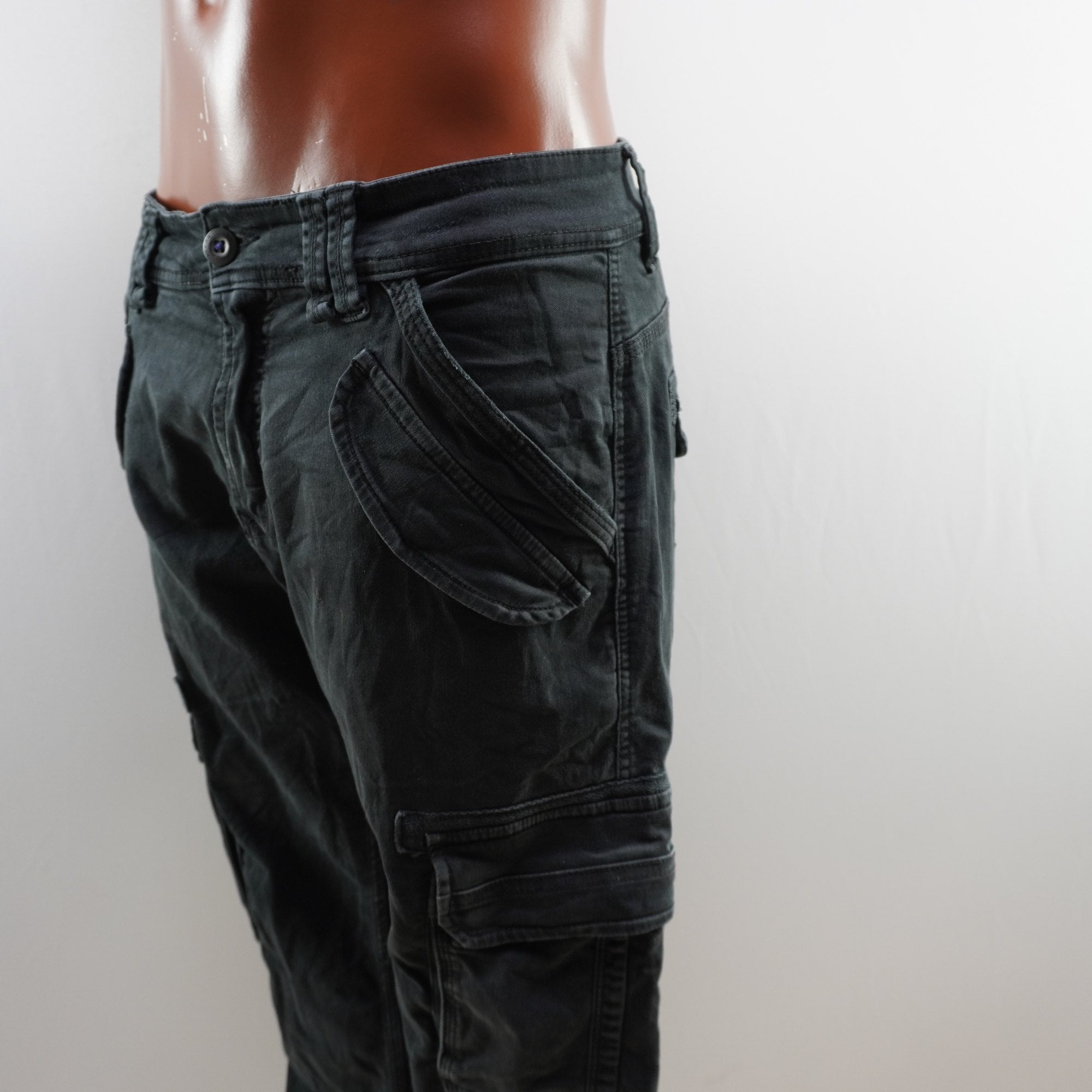 Pantalones para Correr Alpha Industries para Hombre - Negros, L, Usados en Muy Buen Estado