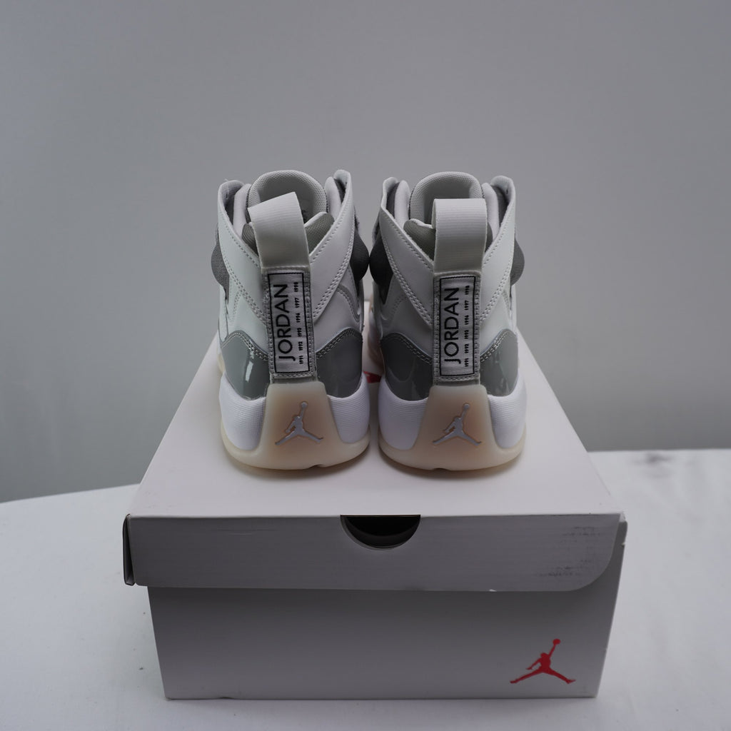 Zapatillas Jordan para Hombre Usadas - Blancas, 42.5