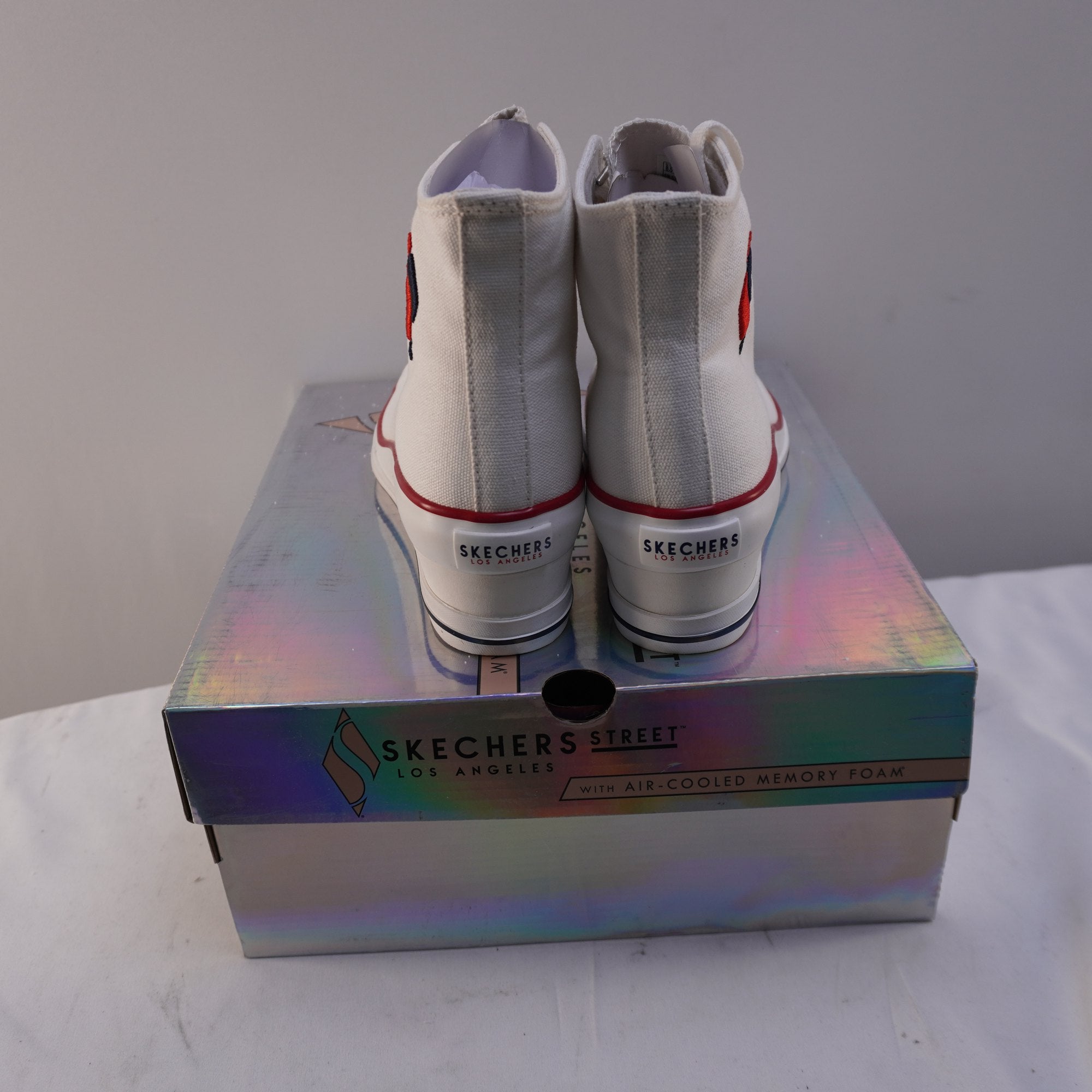 Zapatillas Skechers para Mujer Usadas - Blanco, 38.5