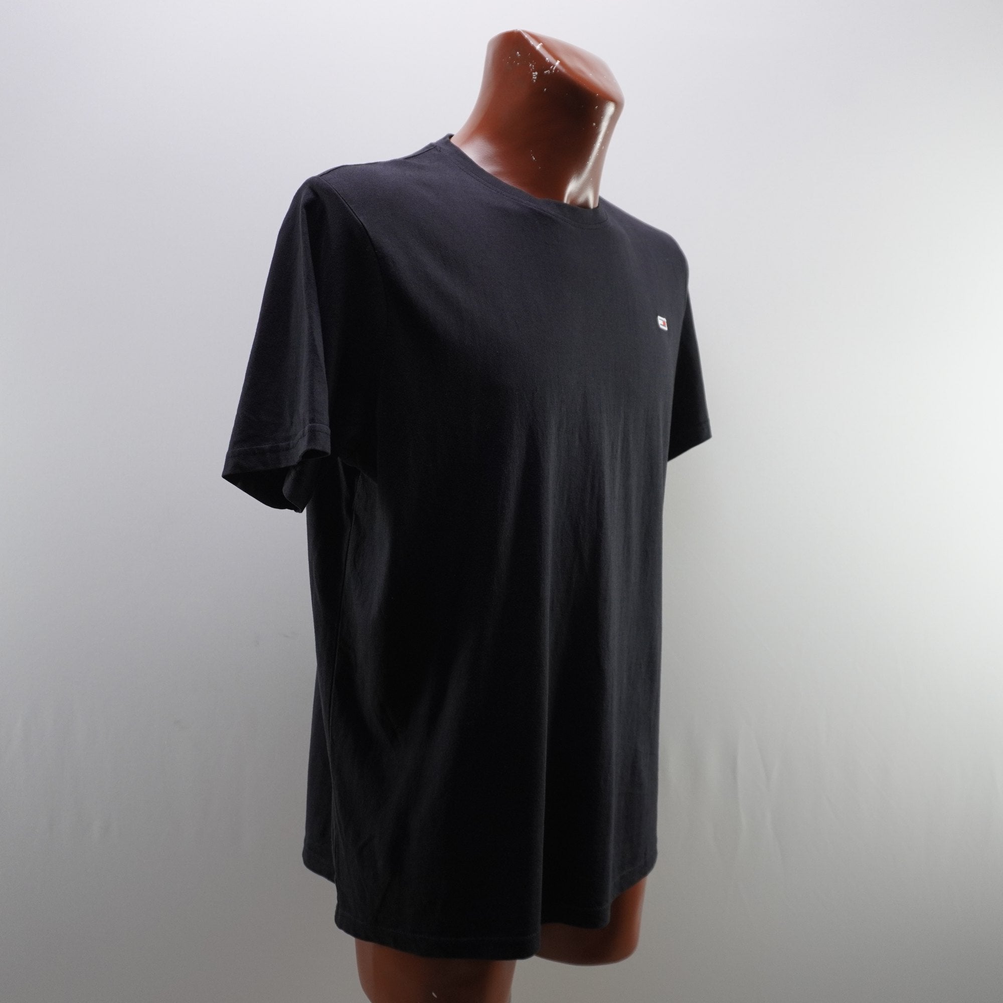 Camiseta de Manga Corta Tommy Hilfiger para Hombre Usada - Negra, XXL