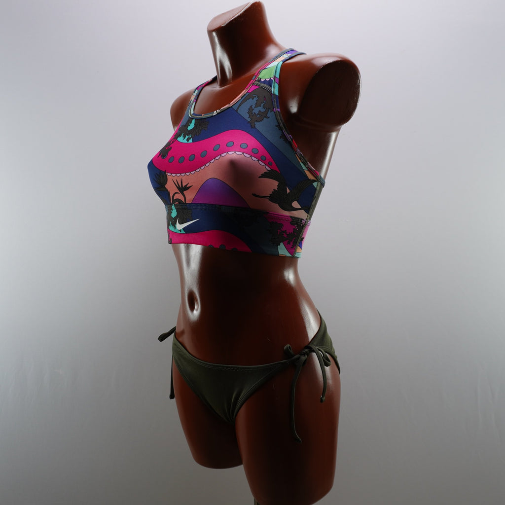 Vestido de Baño Nike para Mujer Usado - Pequeño (S), Muy Buen Estado