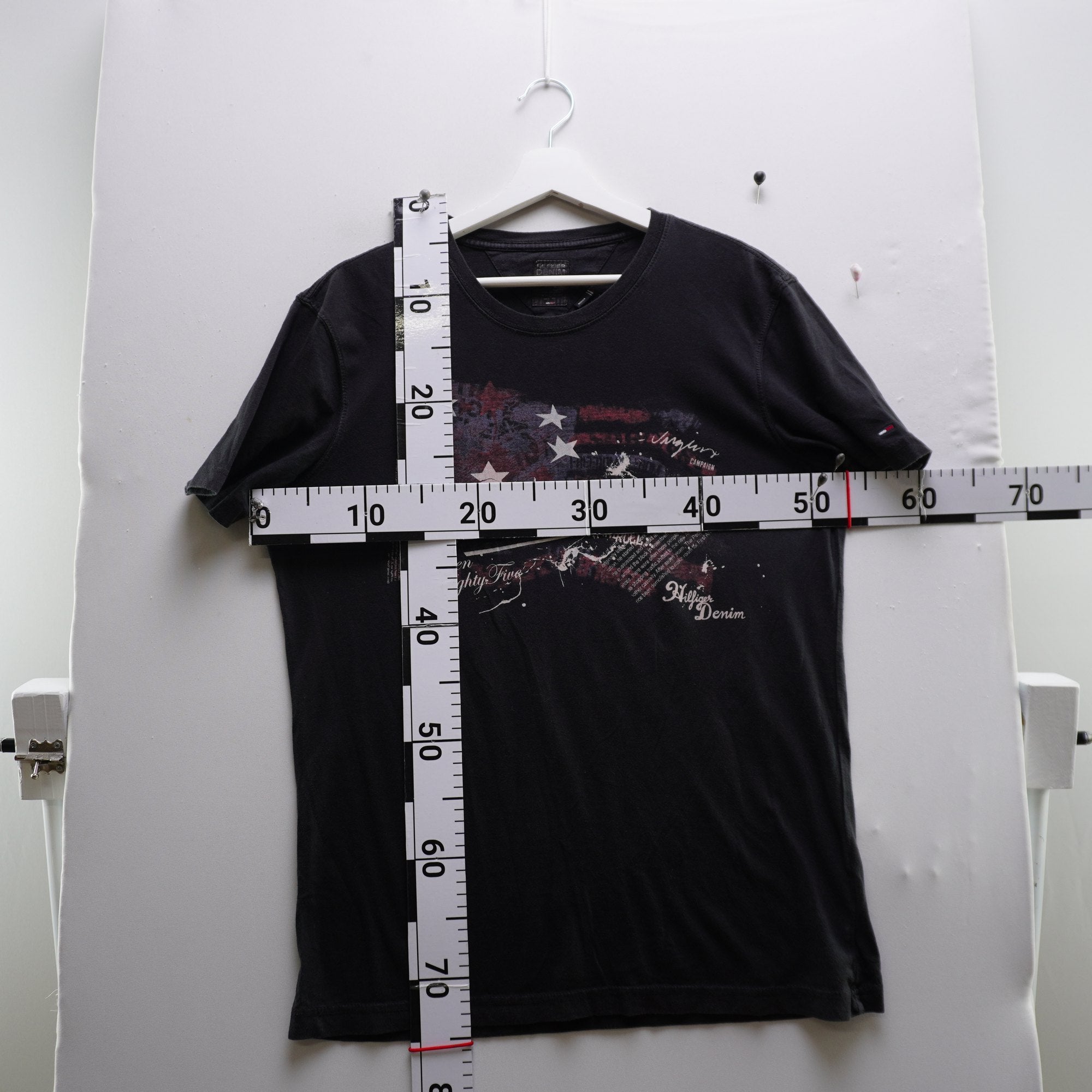 Camiseta Tommy Hilfiger para Hombre Usada - Negra, M