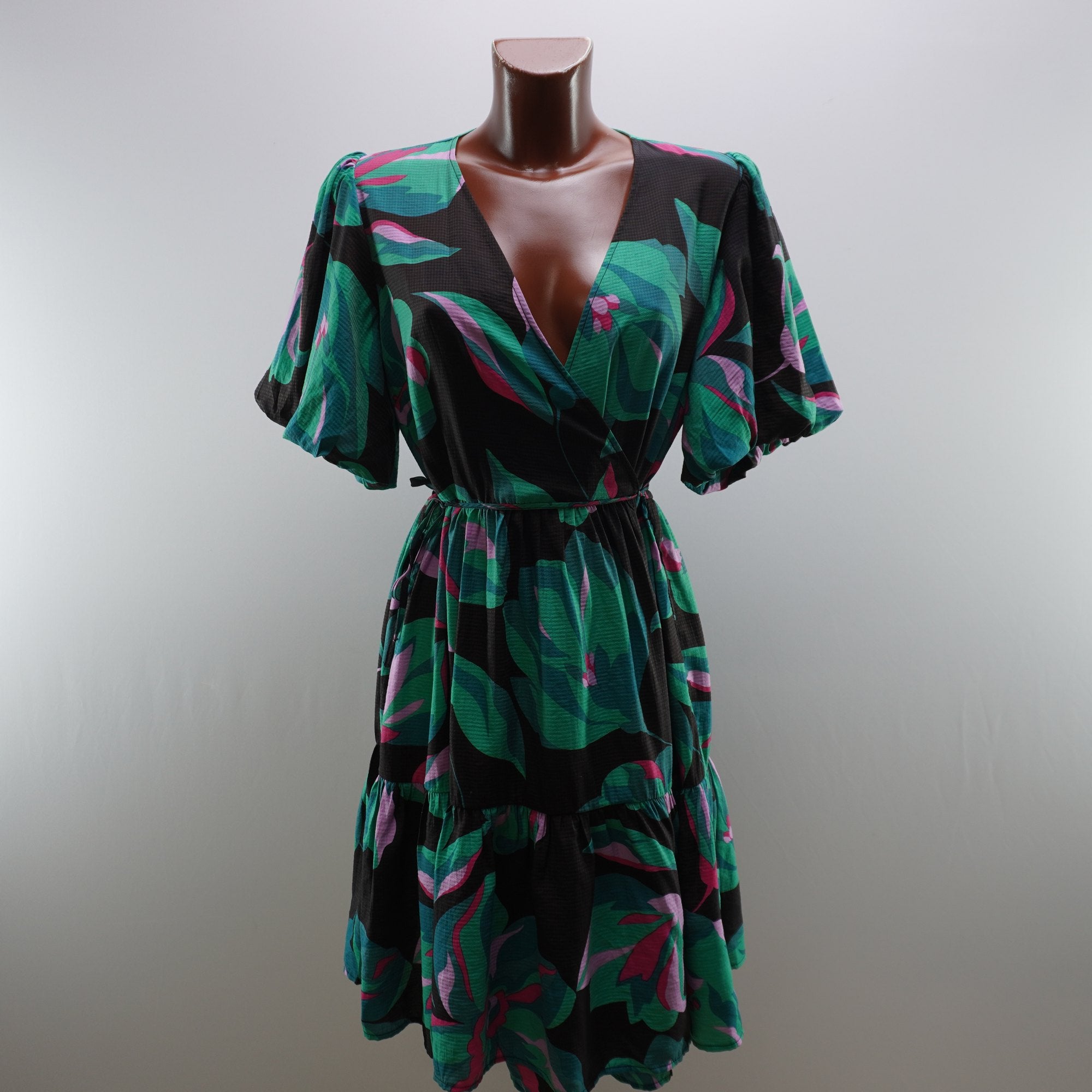 Vestido YAS para Mujer Usado - Multicolor, Grande (L)